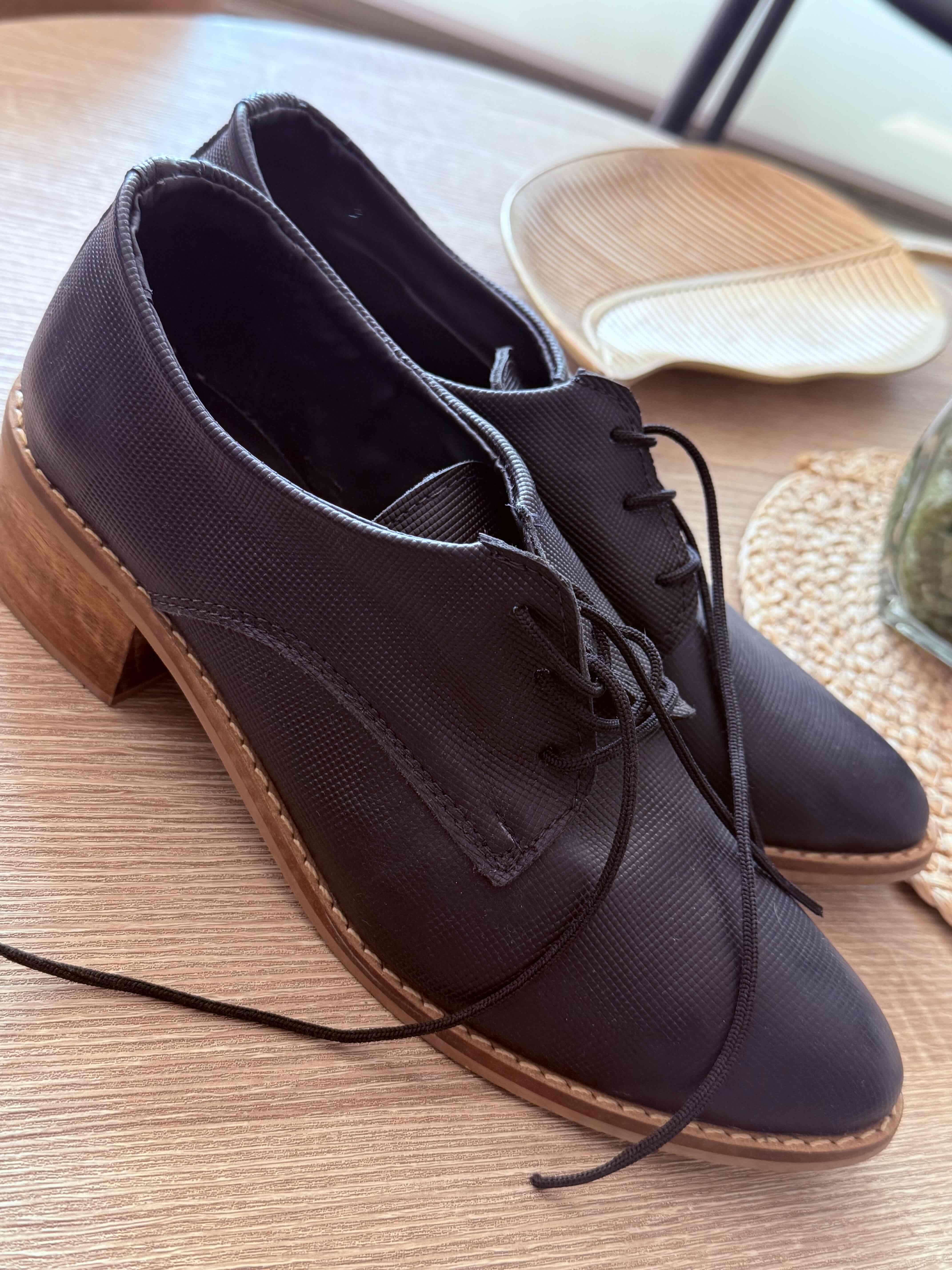 Zapatos formales negros - miniatura 2