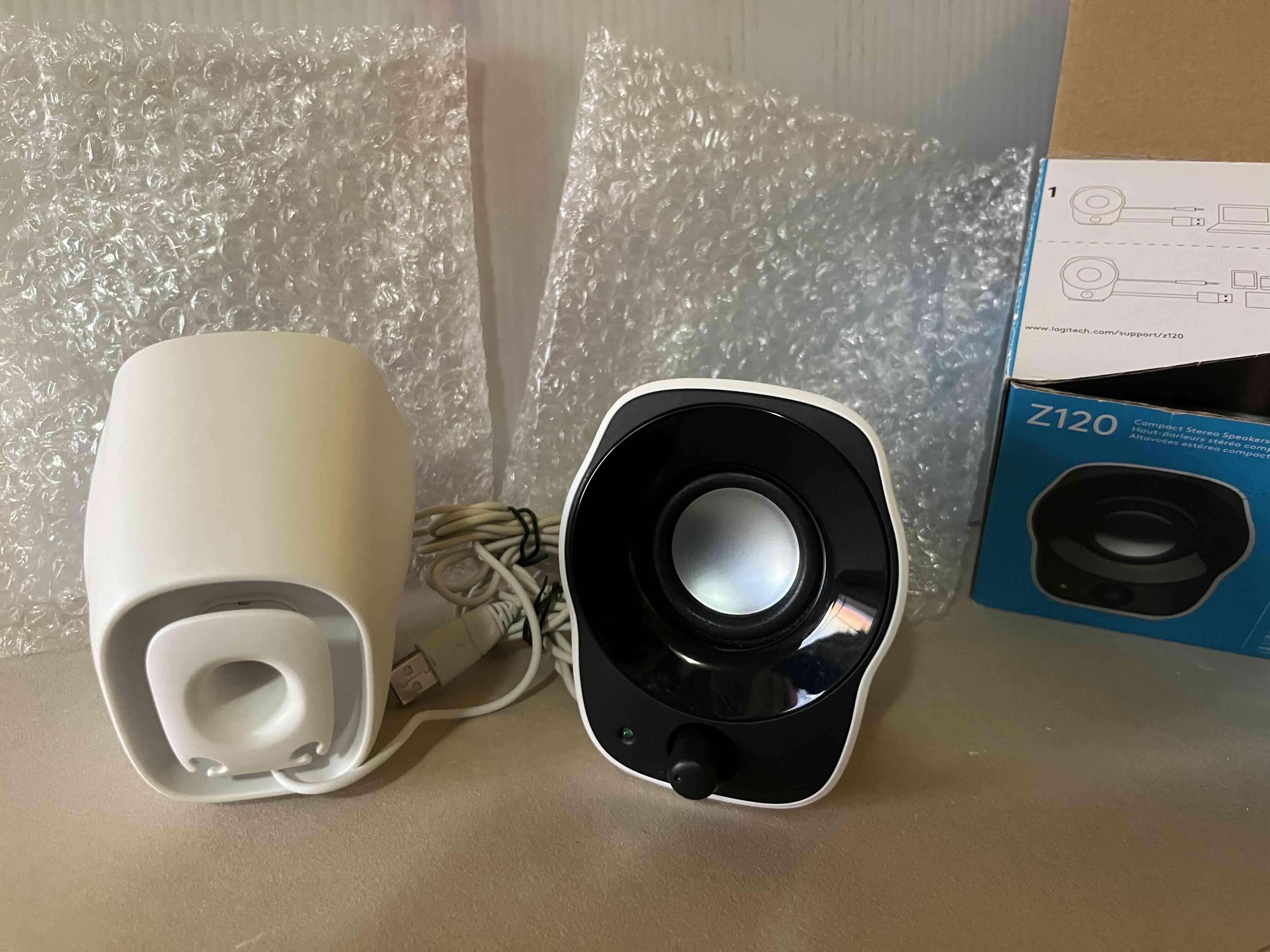 Parlantes estéreo compactos Logitech - miniatura 4