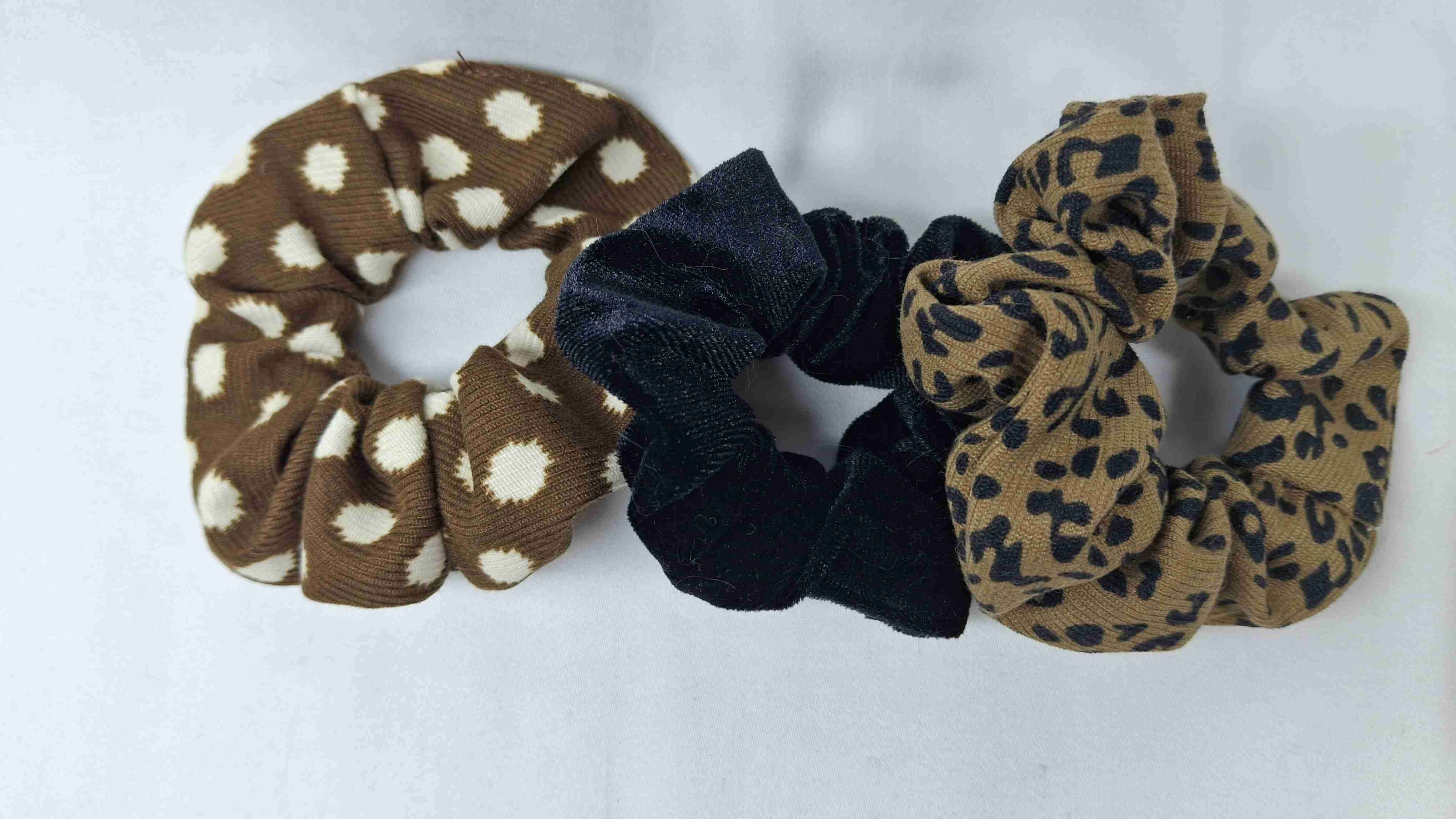 Set de Colet o Scrunchies de tela - miniatura 4