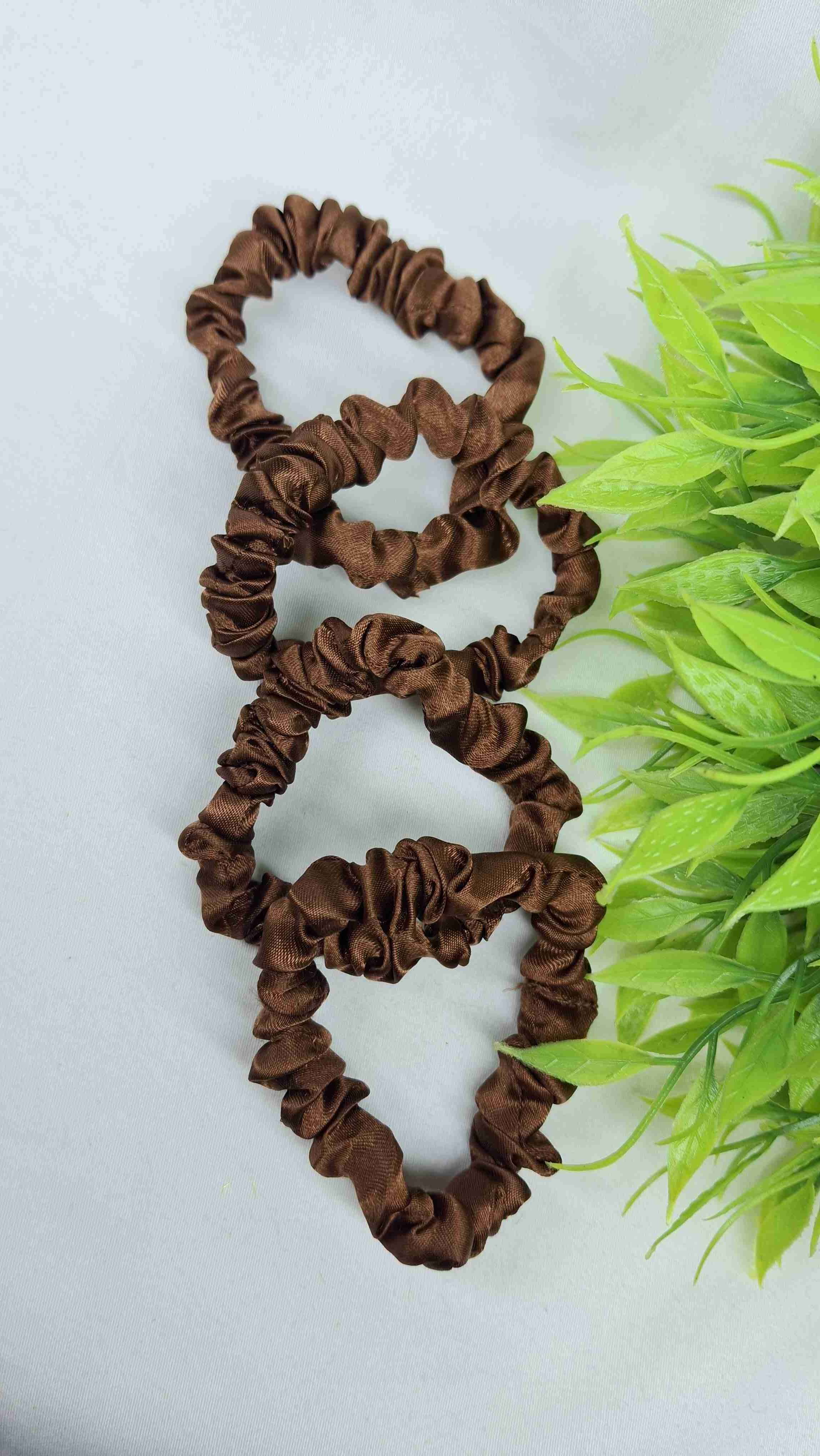 Set de Colet o Scrunchies de tela - miniatura 5