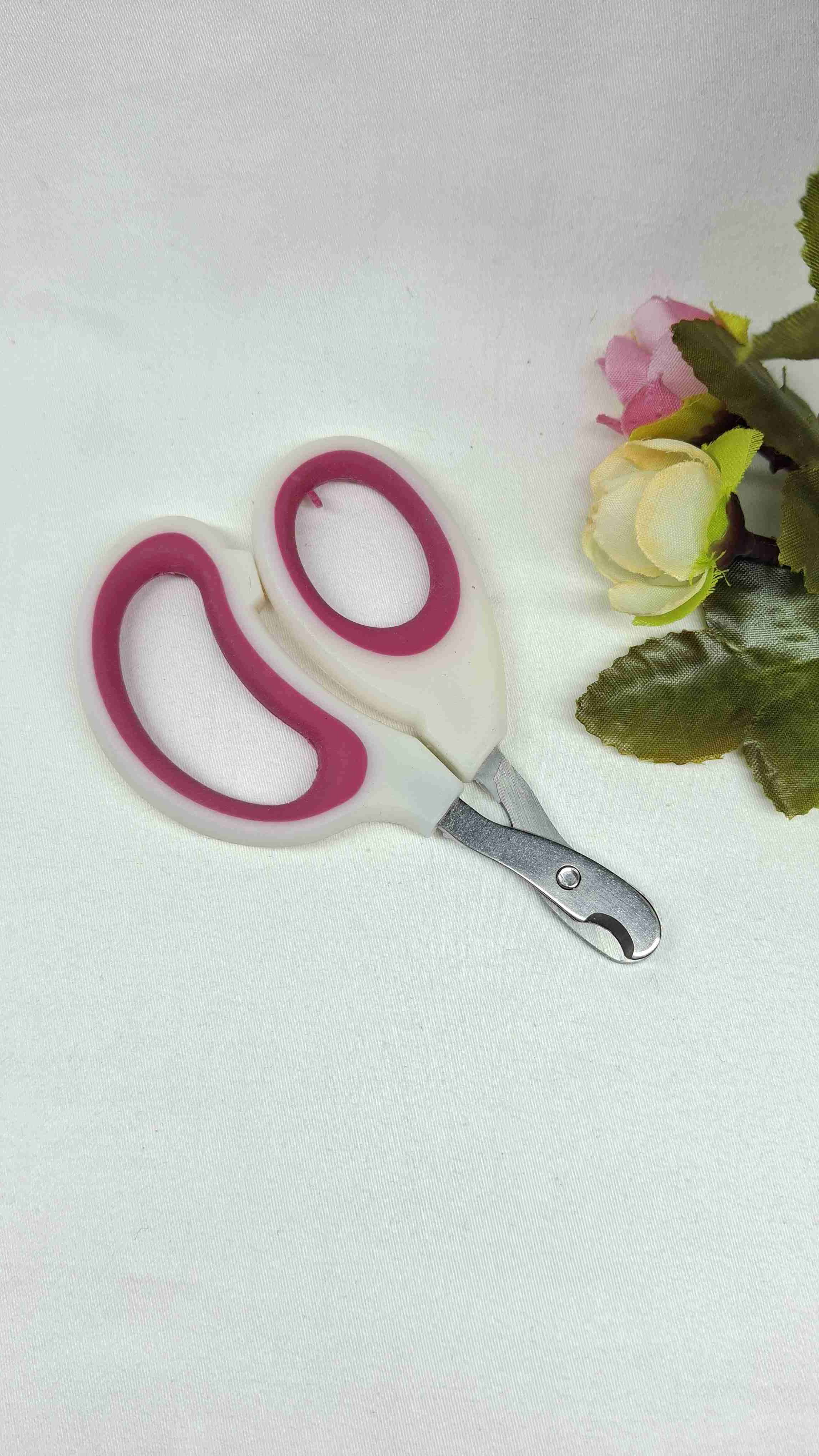 Tijera con agarre ergonómico - miniatura 2