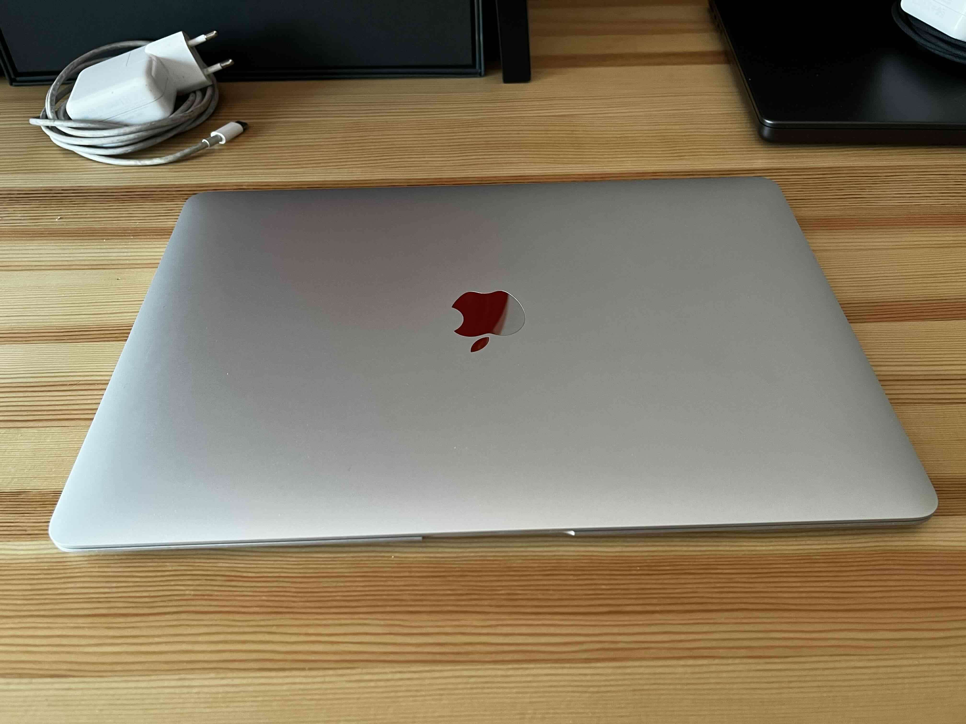 💻 MacBook Air 13" 2020 — Muy buen estado - miniatura 2