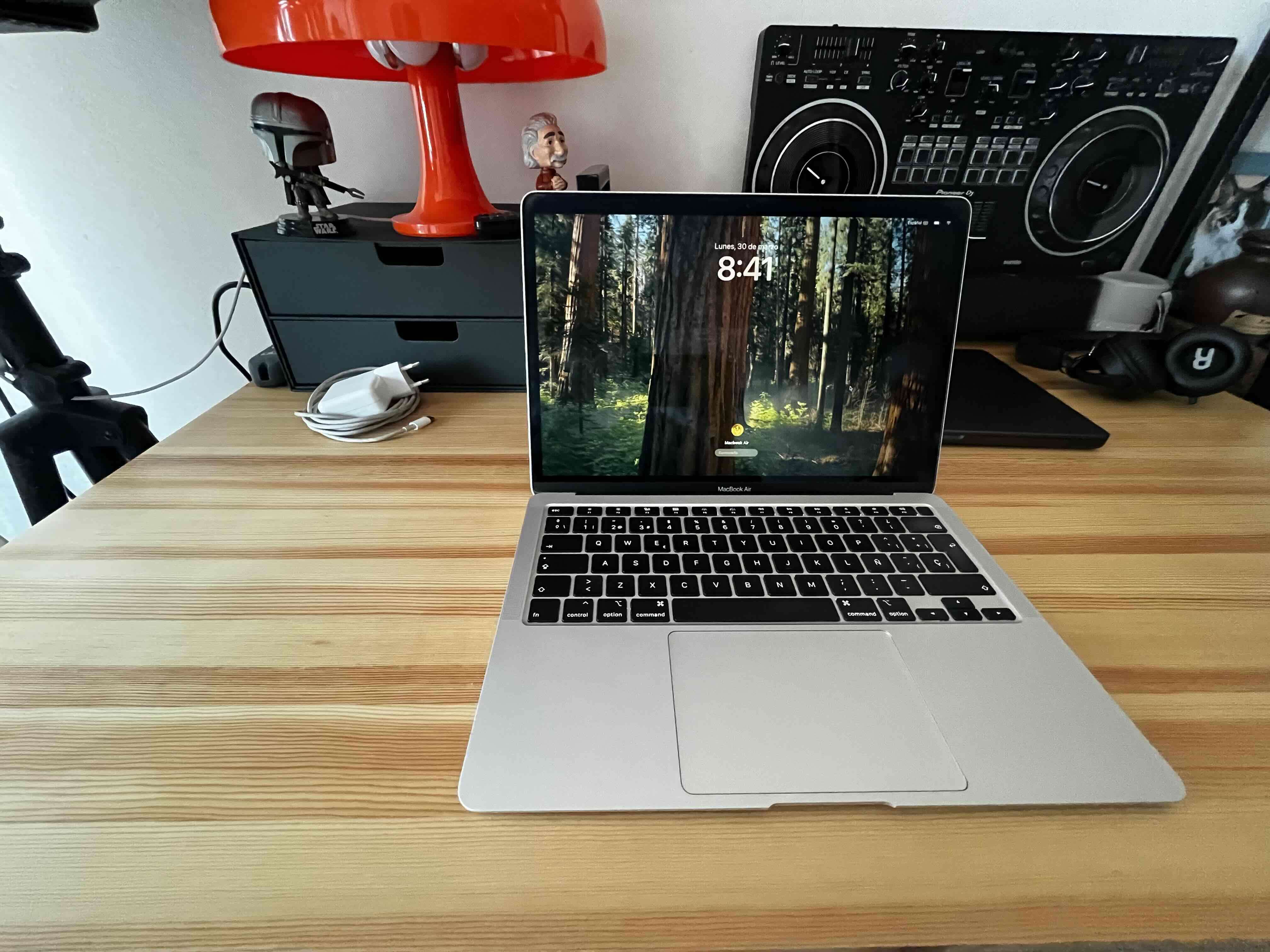💻 MacBook Air 13" 2020 — Muy buen estado - miniatura 5