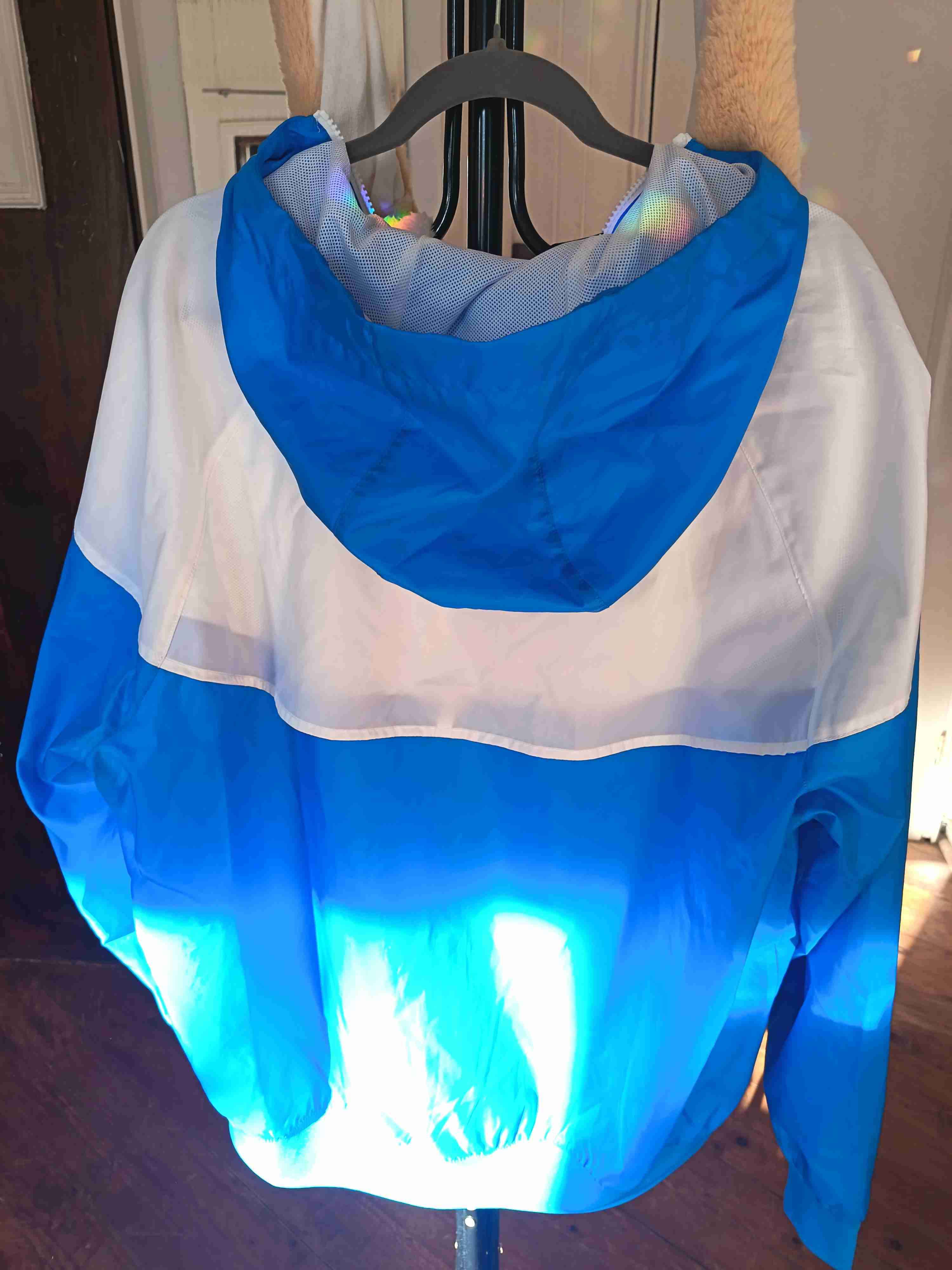 Conjunto deportivo Nike azul y blanca - miniatura 3