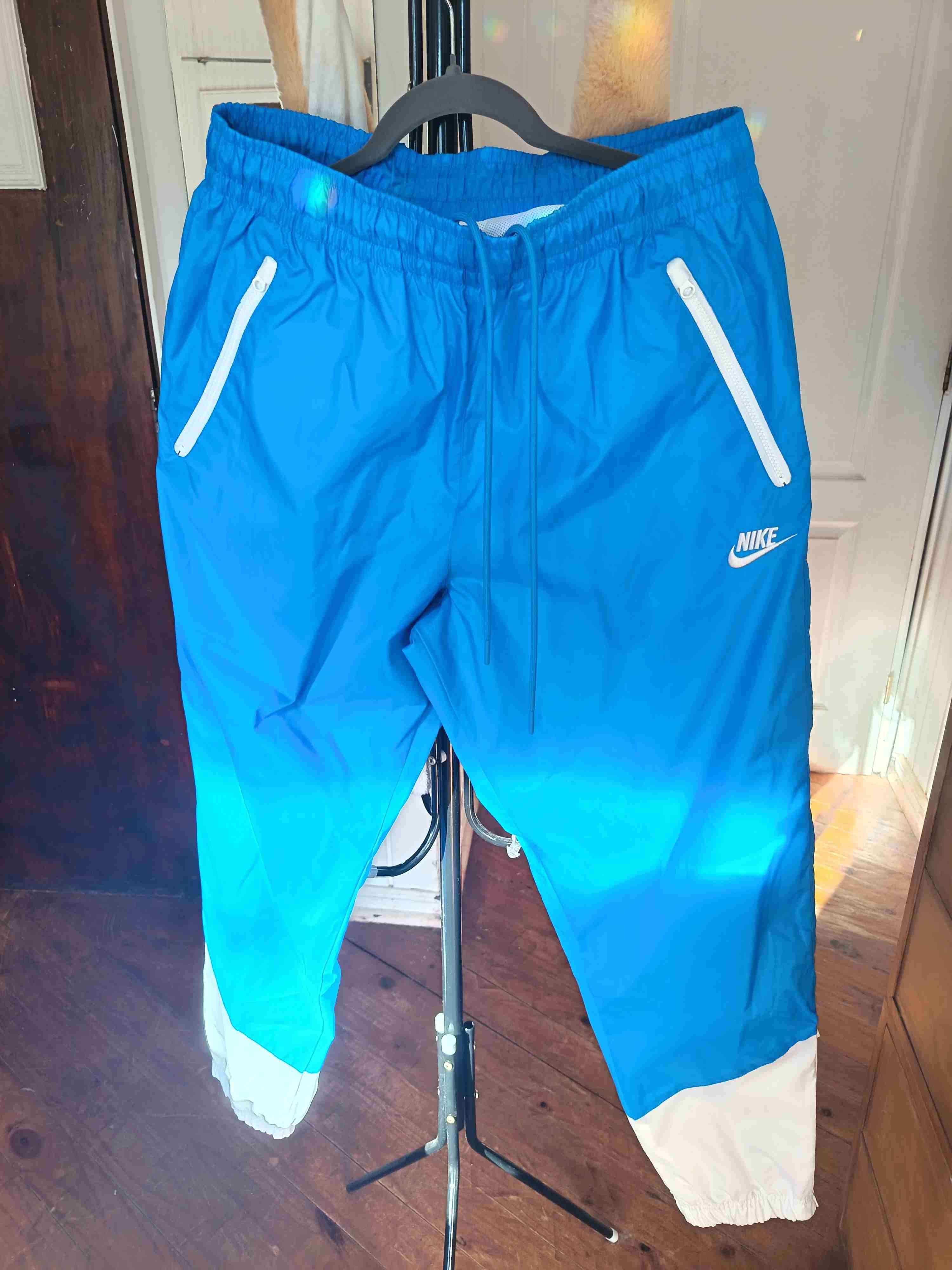 Conjunto deportivo Nike azul y blanca - miniatura 5