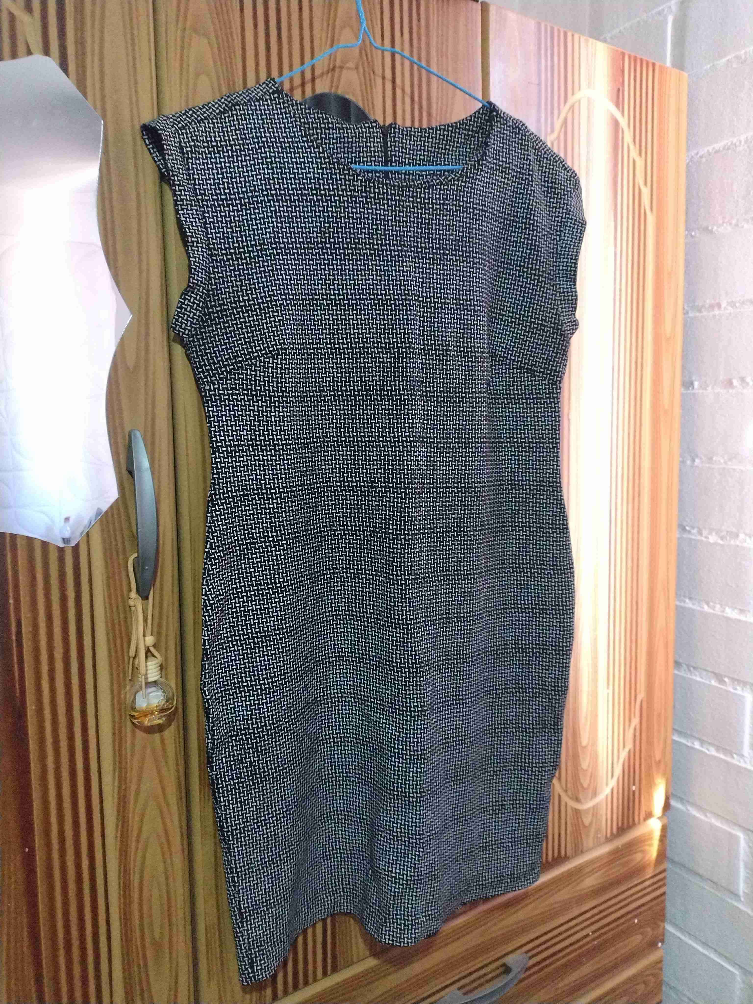 Vestido gris tejido casual