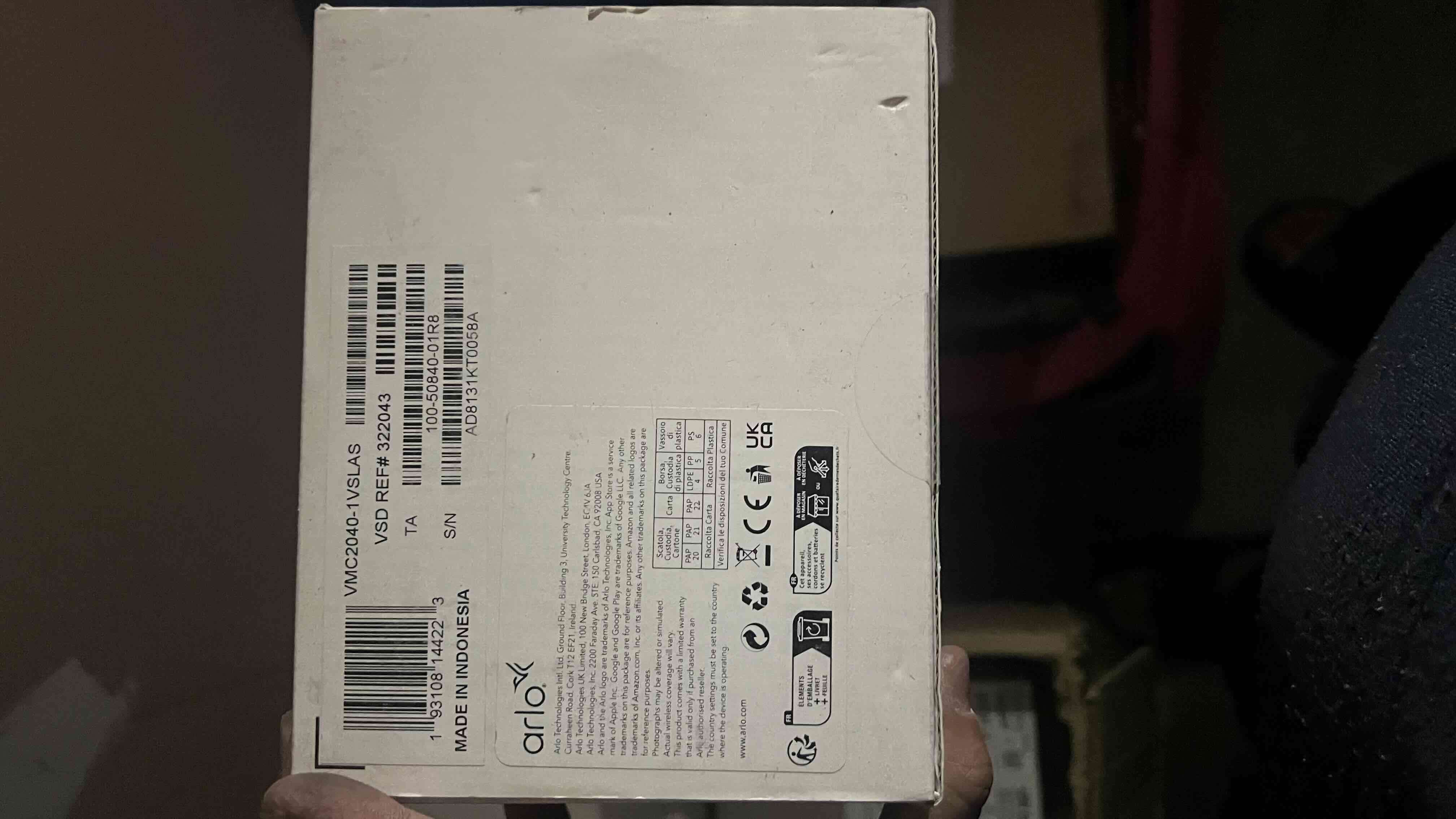 Cámara de seguridad Arlo Essential - miniatura 2