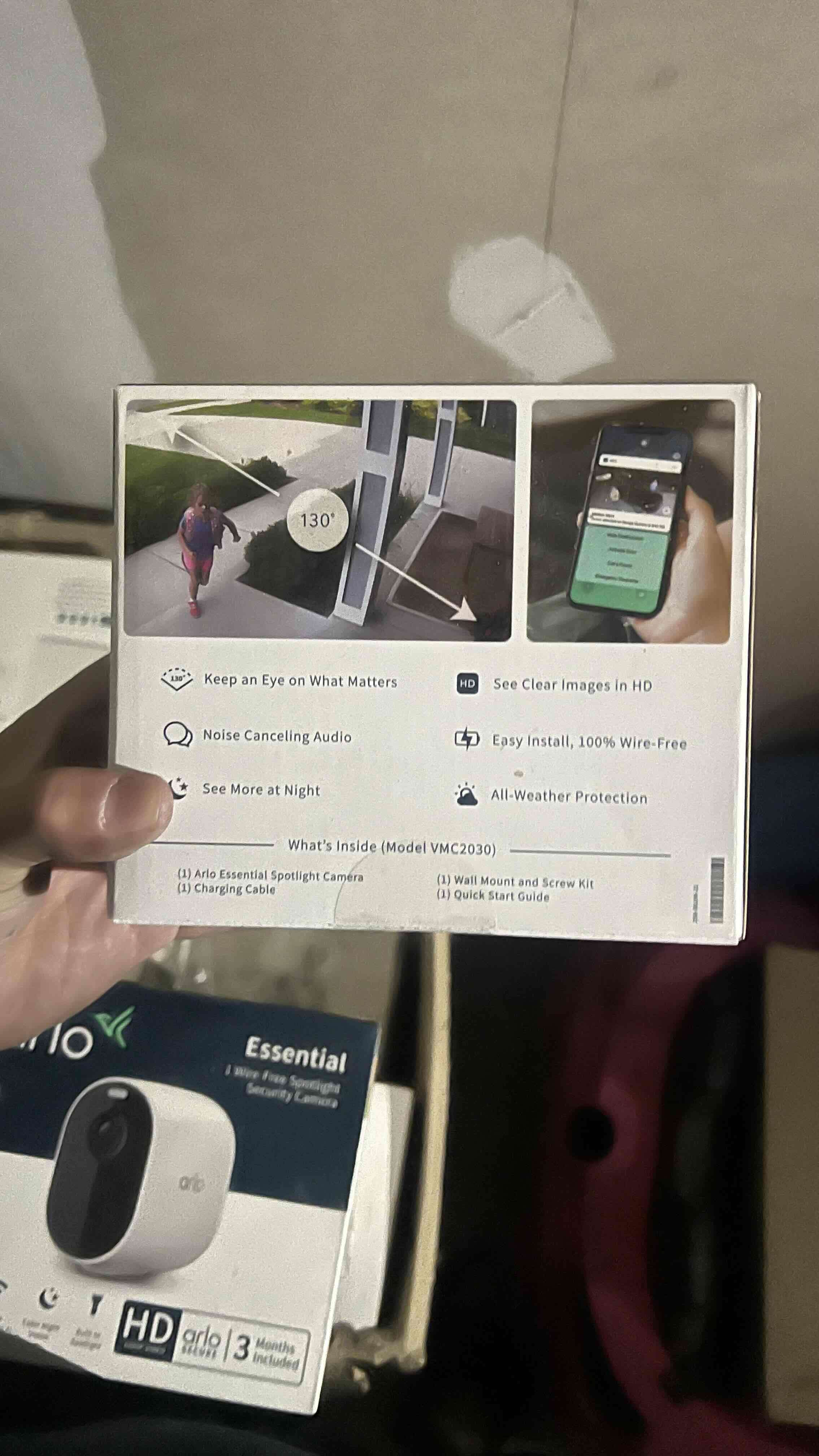 Cámara de seguridad Arlo Essential - miniatura 4