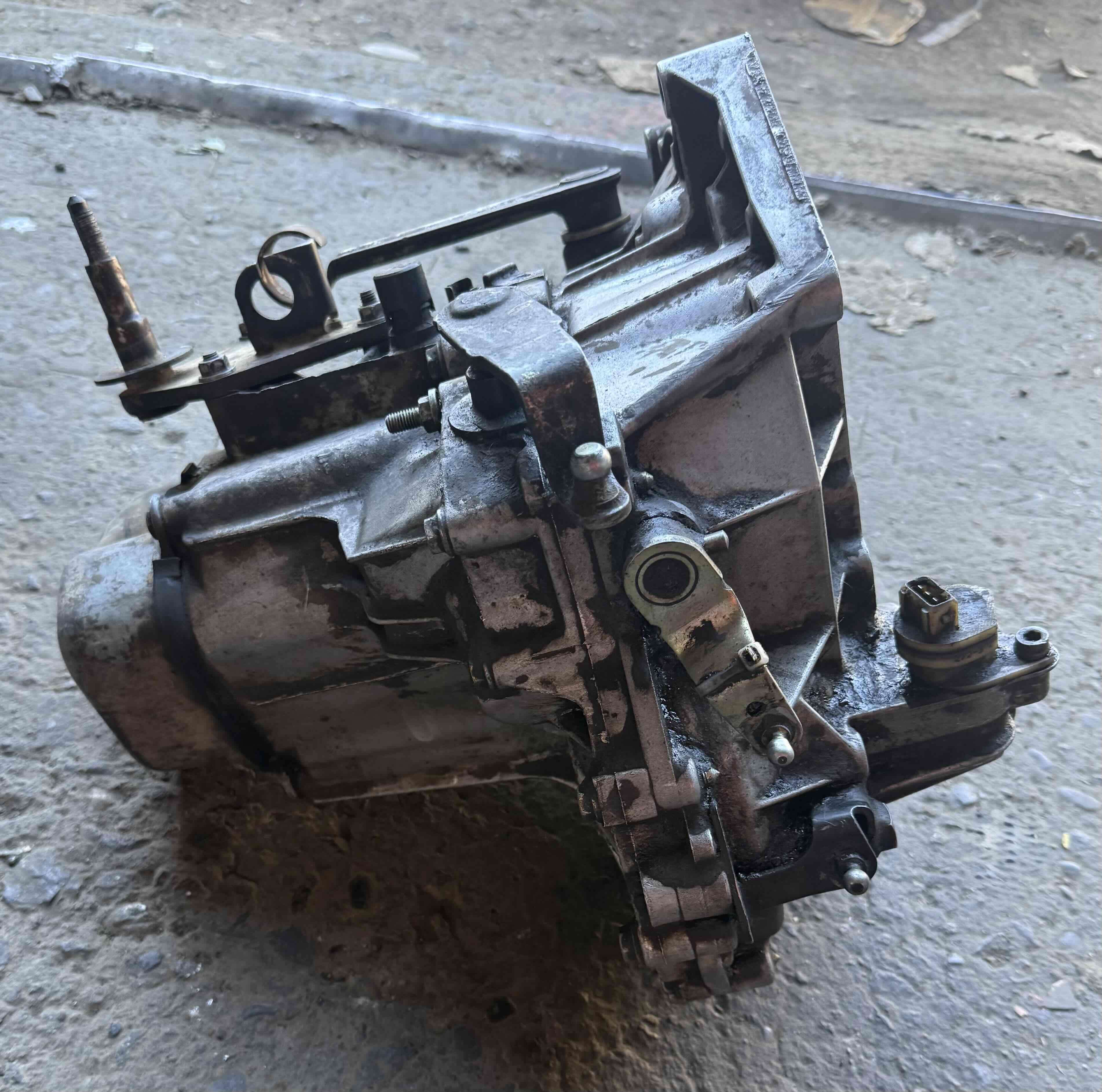 Caja de cambios Peugeot 206 1.4 - miniatura 4