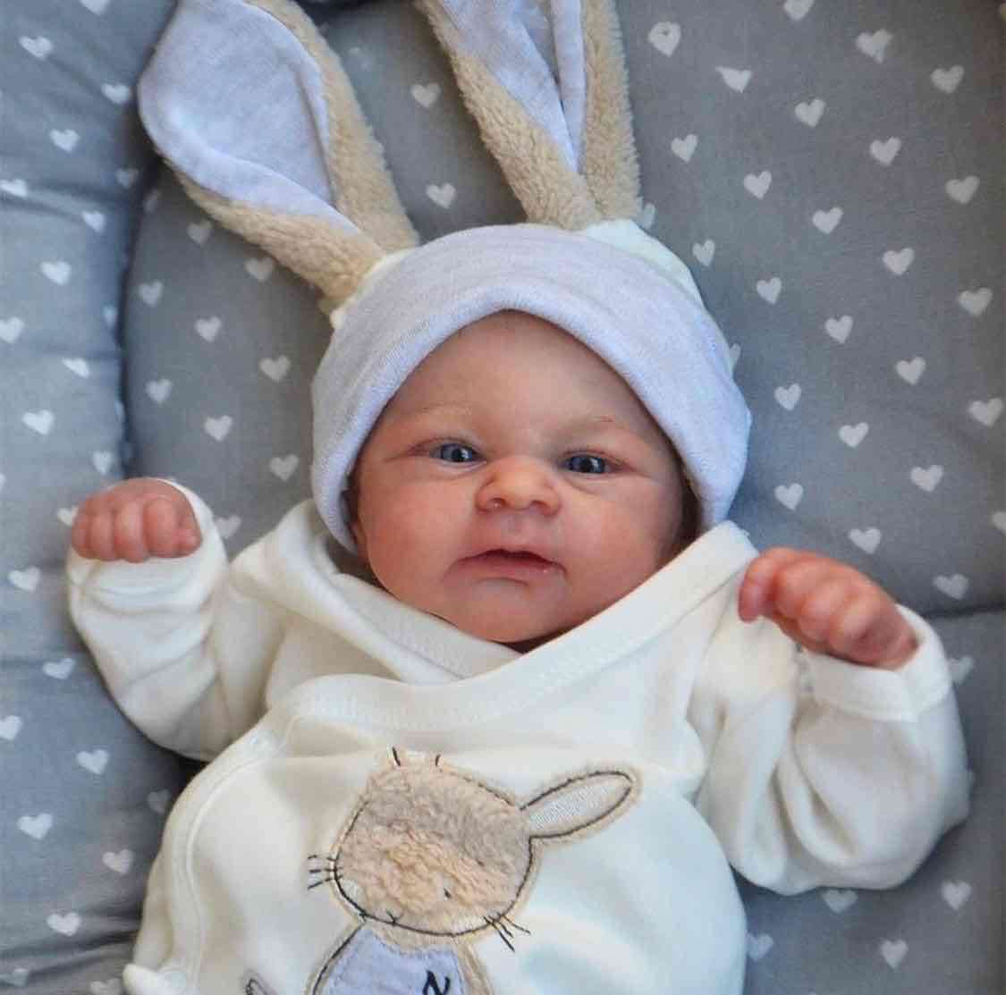 Muñeco bebé reborn de silicona - miniatura 3