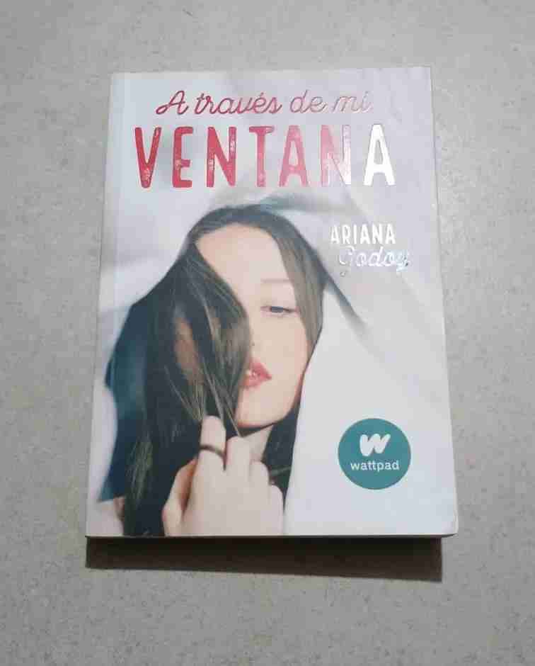 Libro 'A través de mi ventana'
