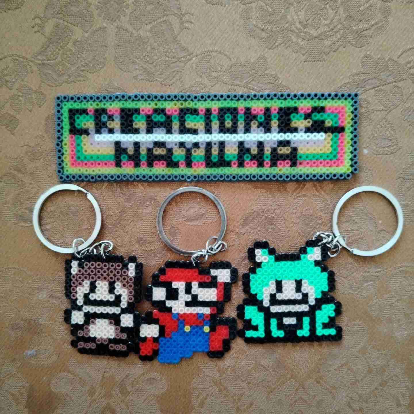 Llavero figuras pixeladas