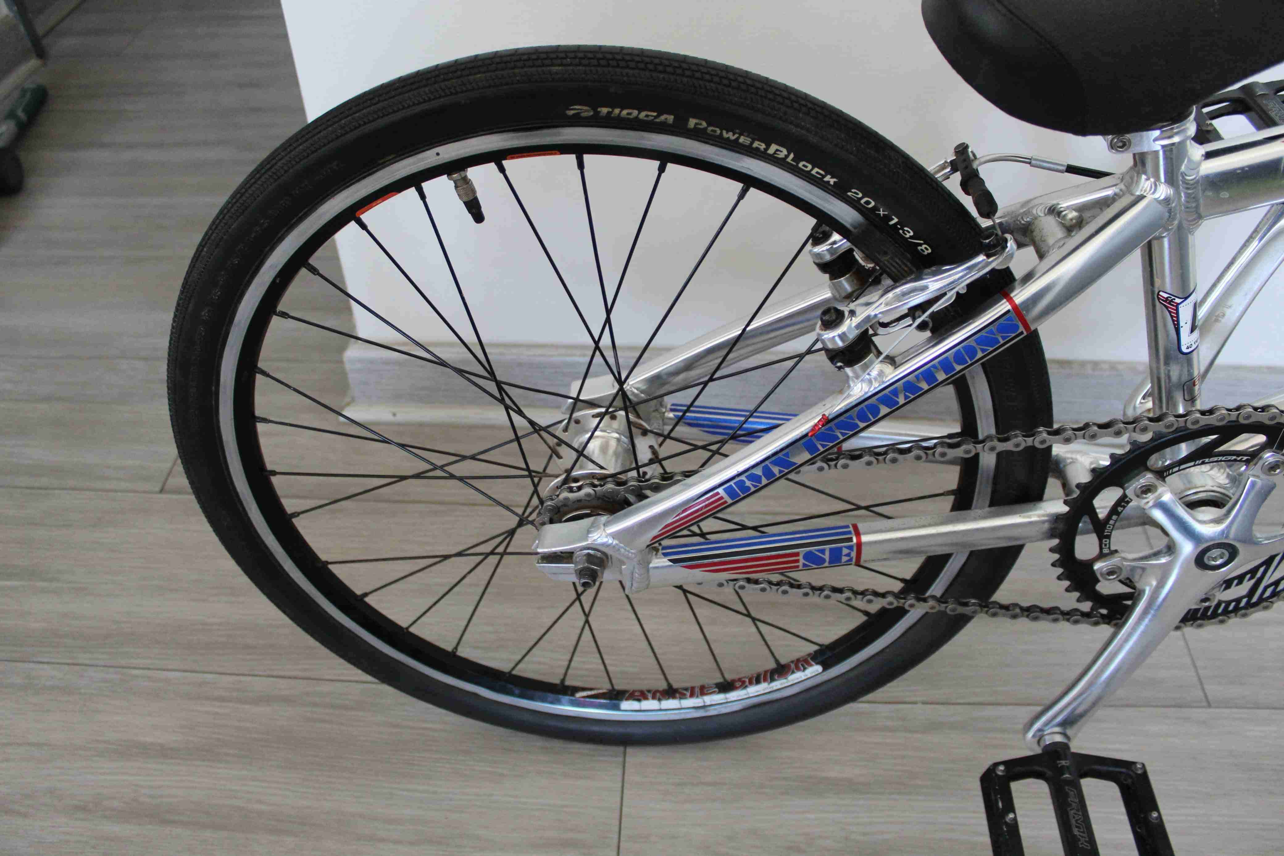 Bicicleta BMX expert + casco leatt + pechera - miniatura 3