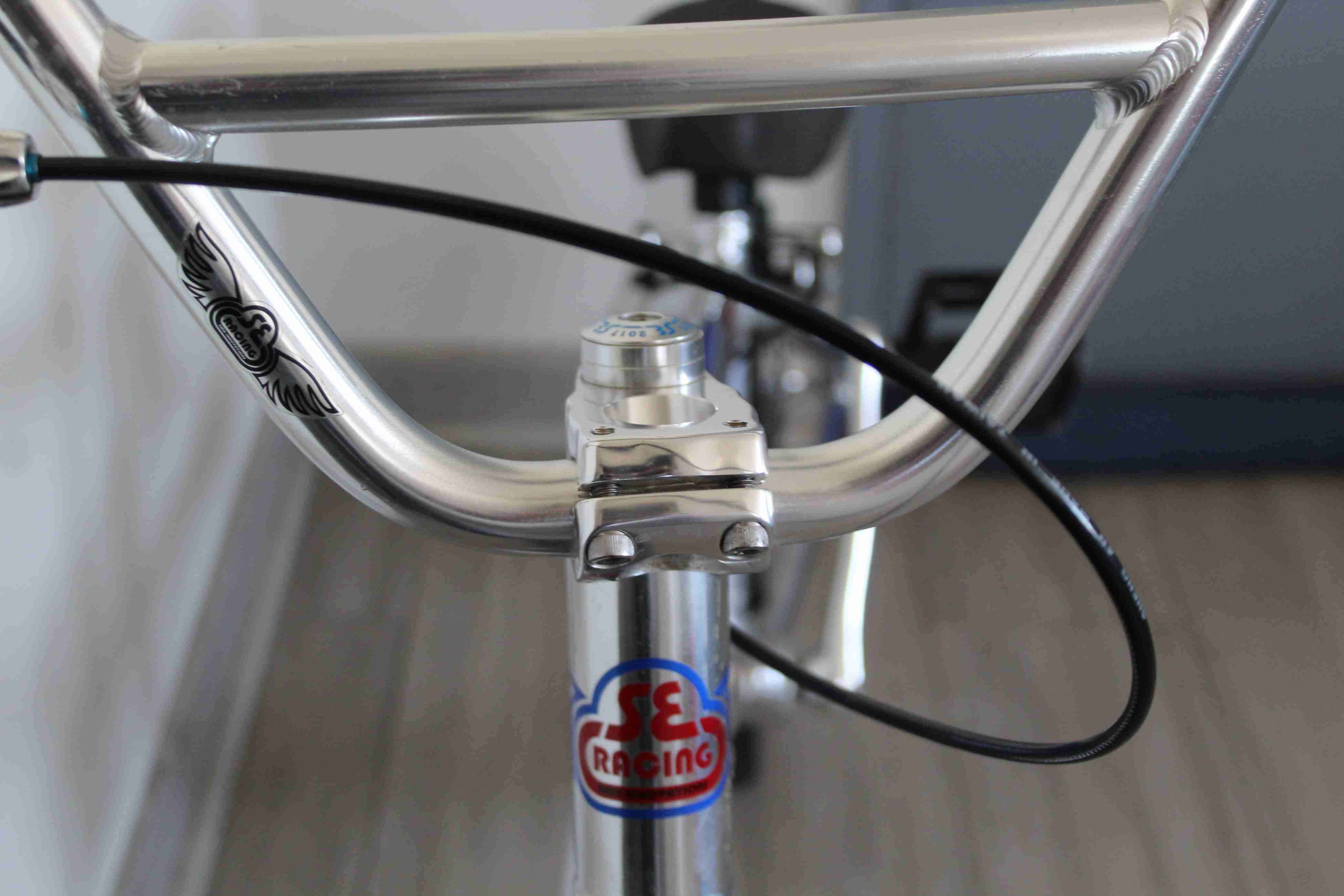 Bicicleta BMX expert + casco leatt + pechera - miniatura 4