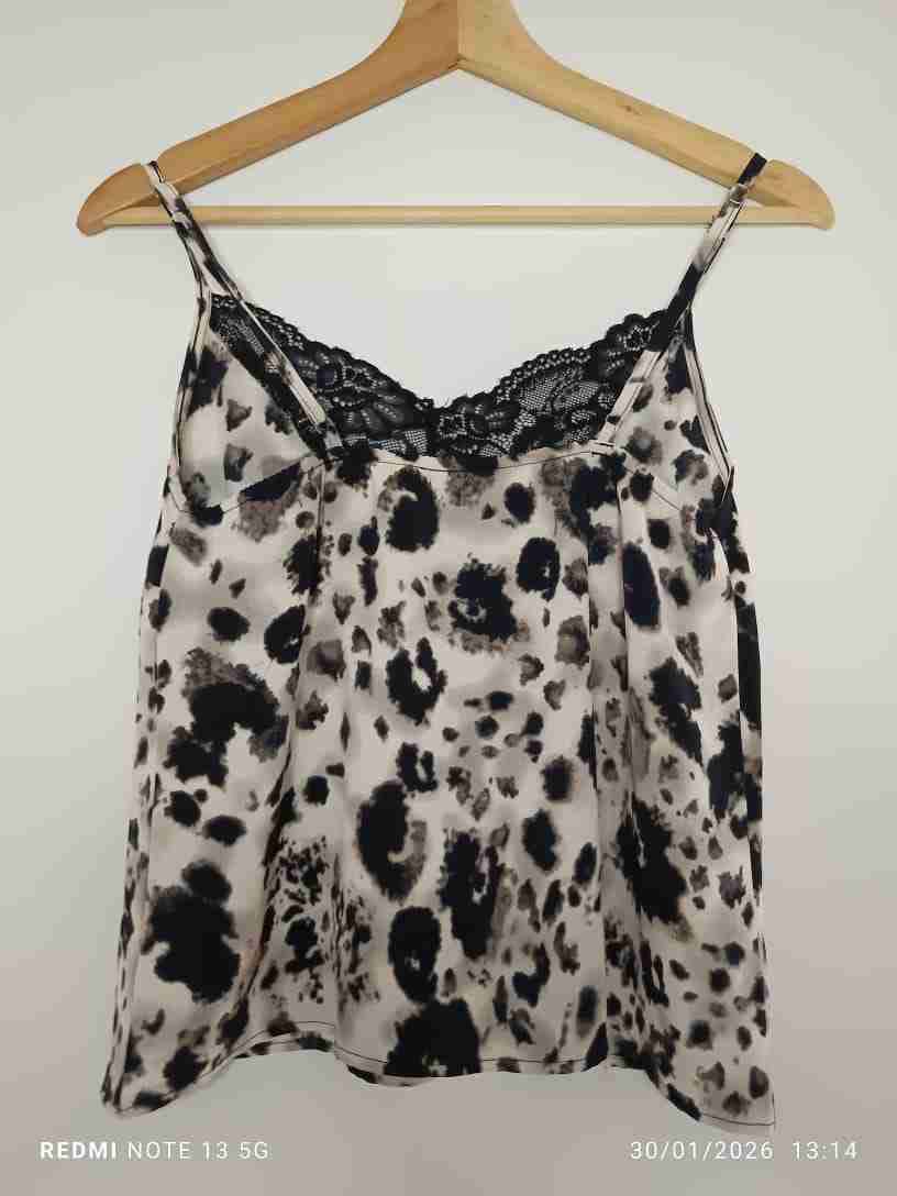 Blusa con estampado animal print - miniatura 2