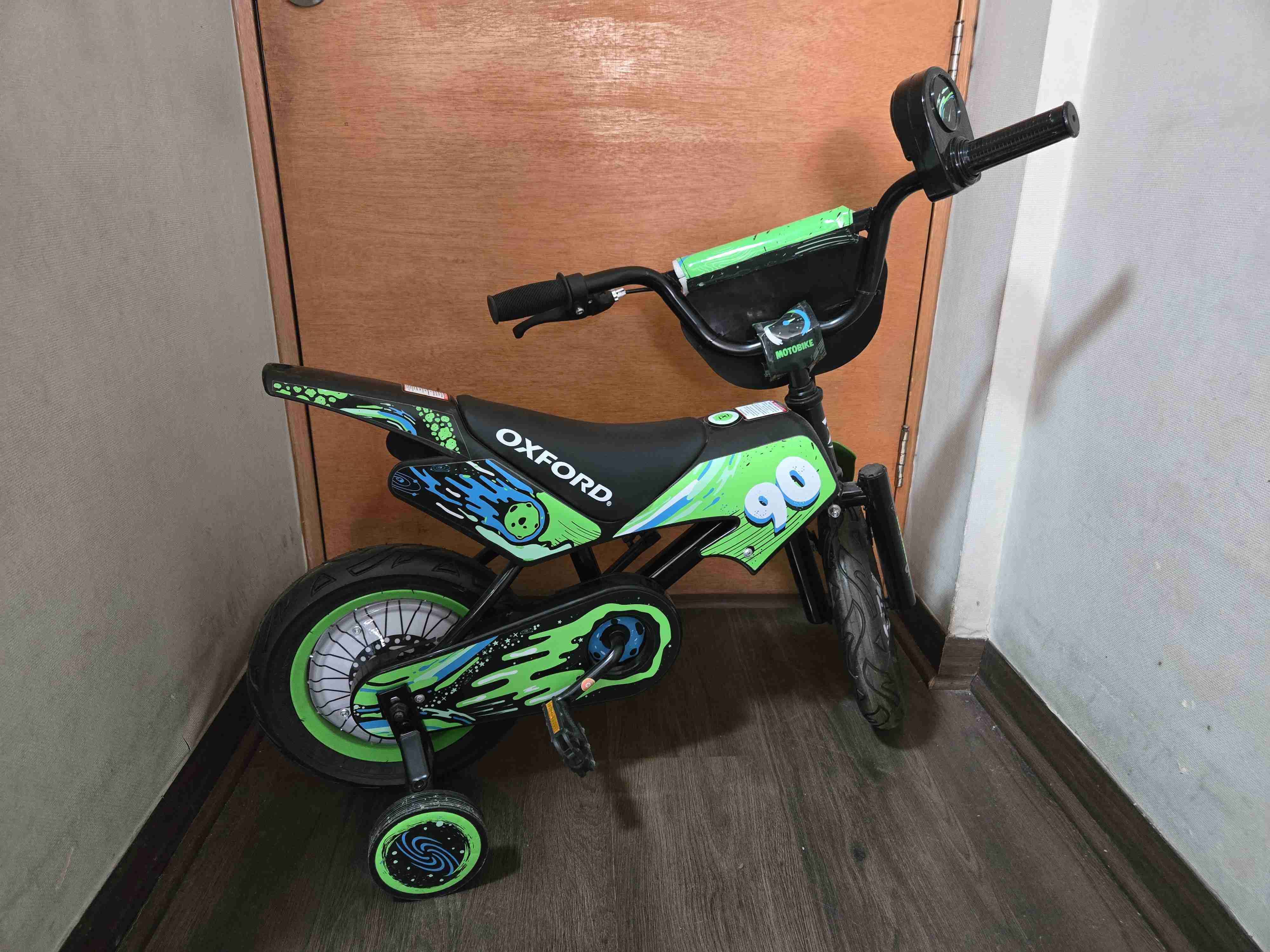 Bicicleta infantil Oxford motobike verde - miniatura 2