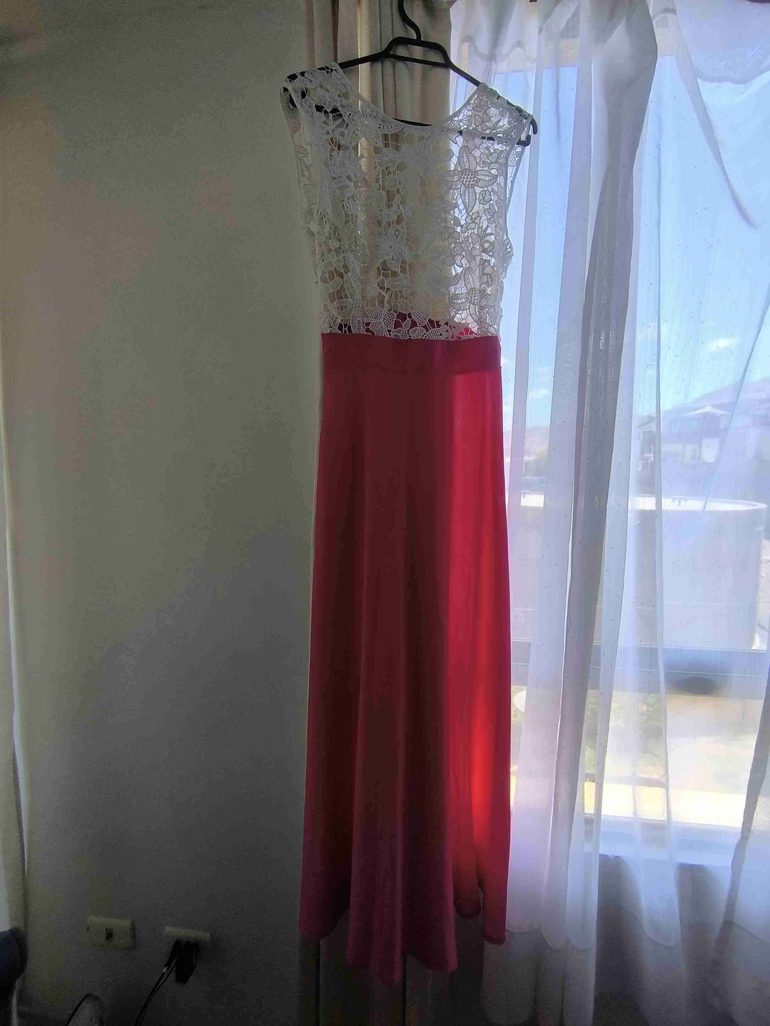 Vestido rosa con encaje blanco - 3