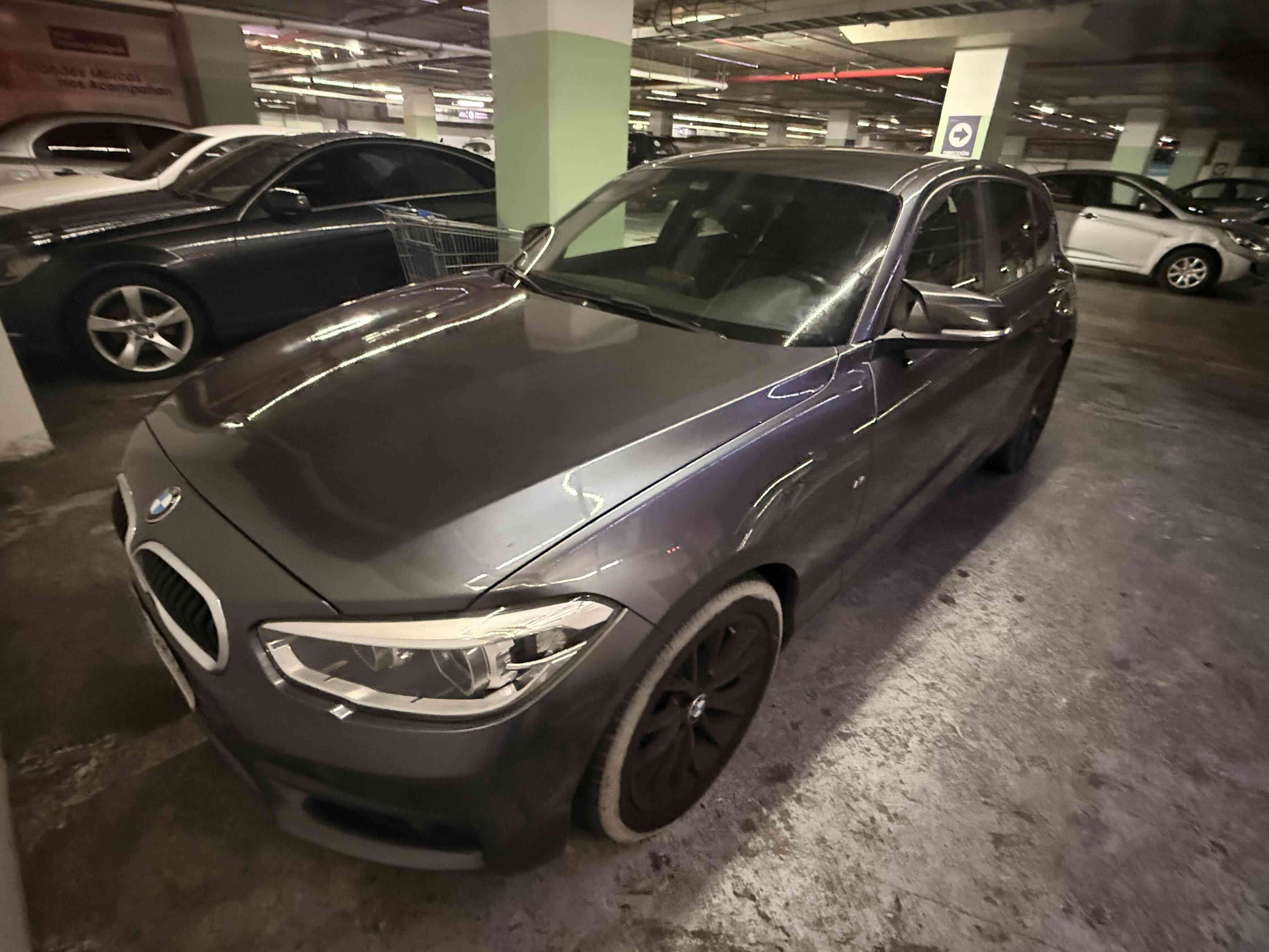 BMW 118i 2019 - miniatura 2