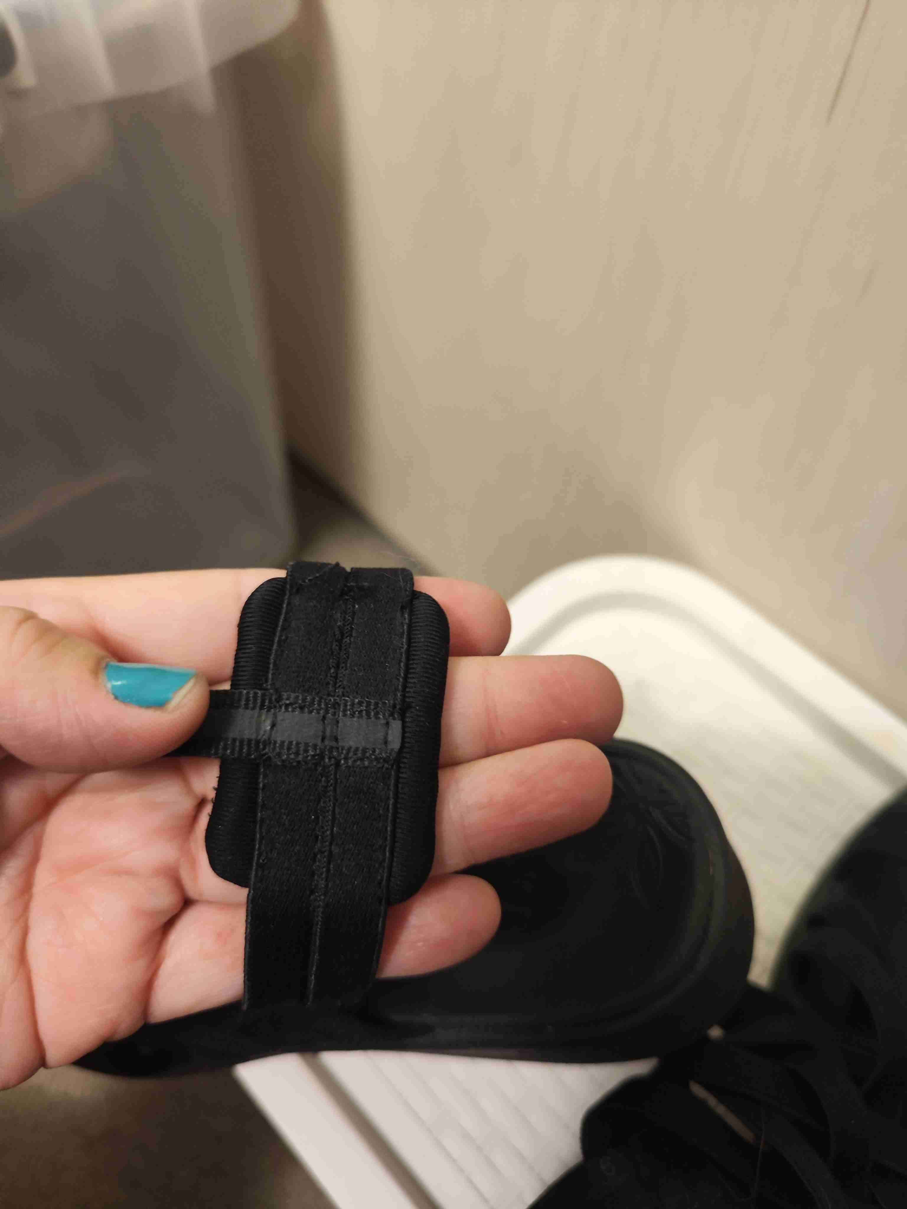 Sandalias negras de plataforma - miniatura 3