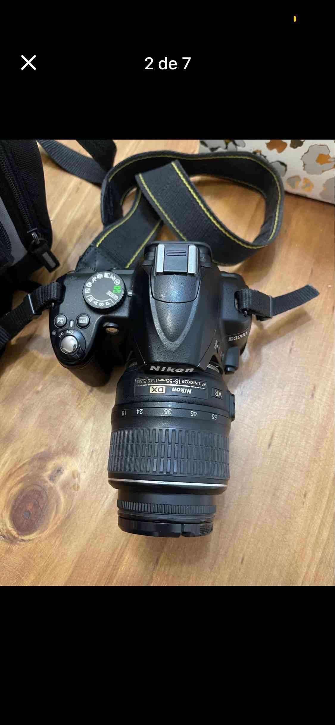 Cámara Nikon D3000 con bolso - miniatura 2
