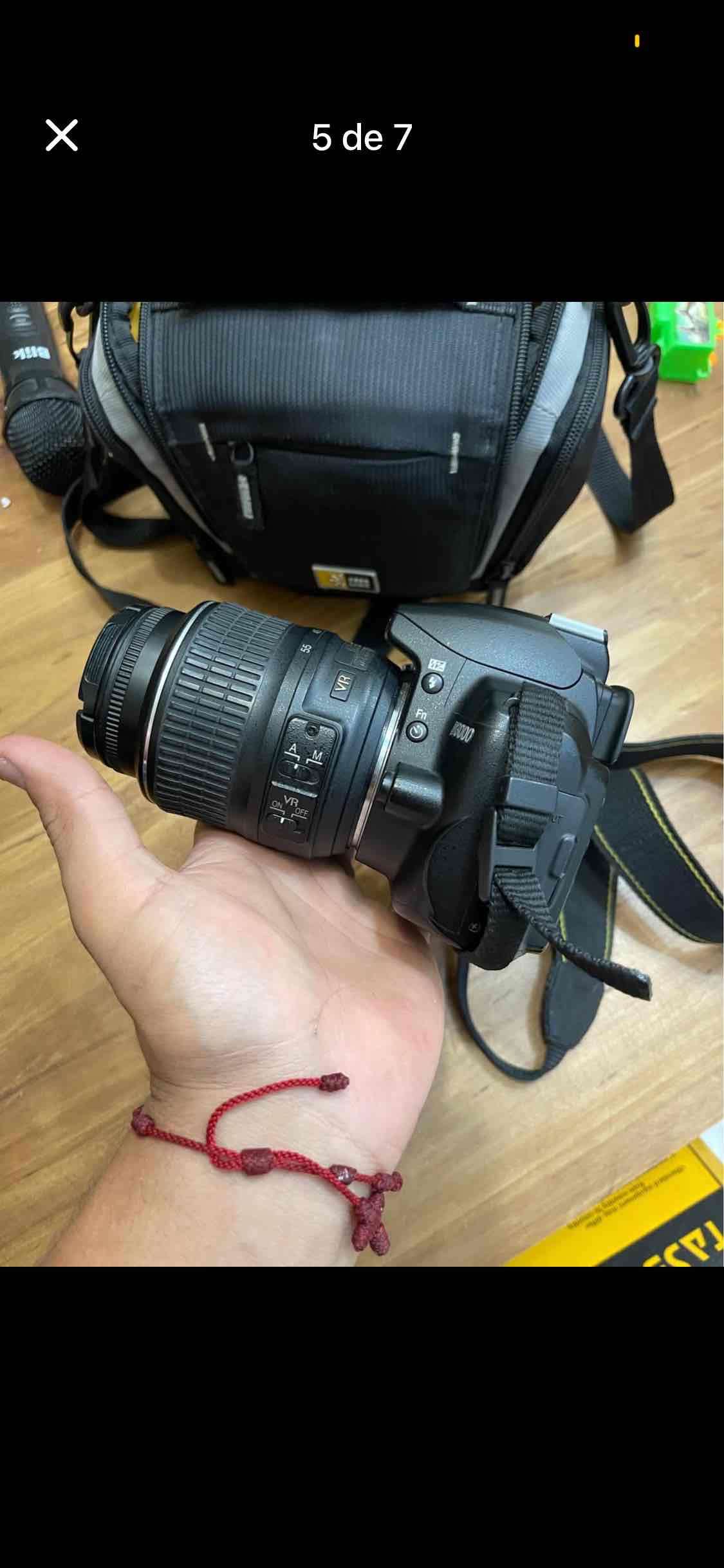 Cámara Nikon D3000 con bolso - miniatura 5