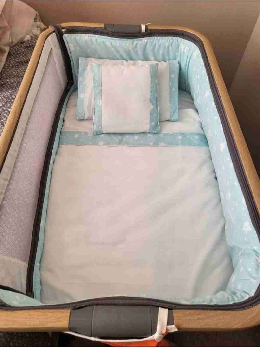 Cuna colecho azul cielo