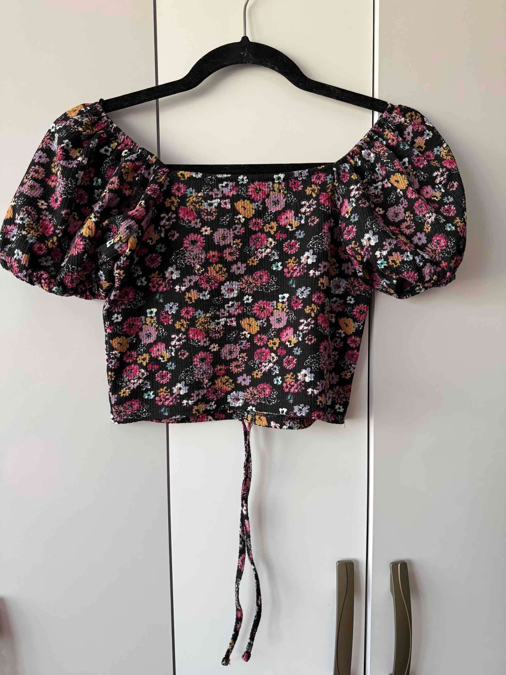 Blusa de flores manga corta - miniatura 2