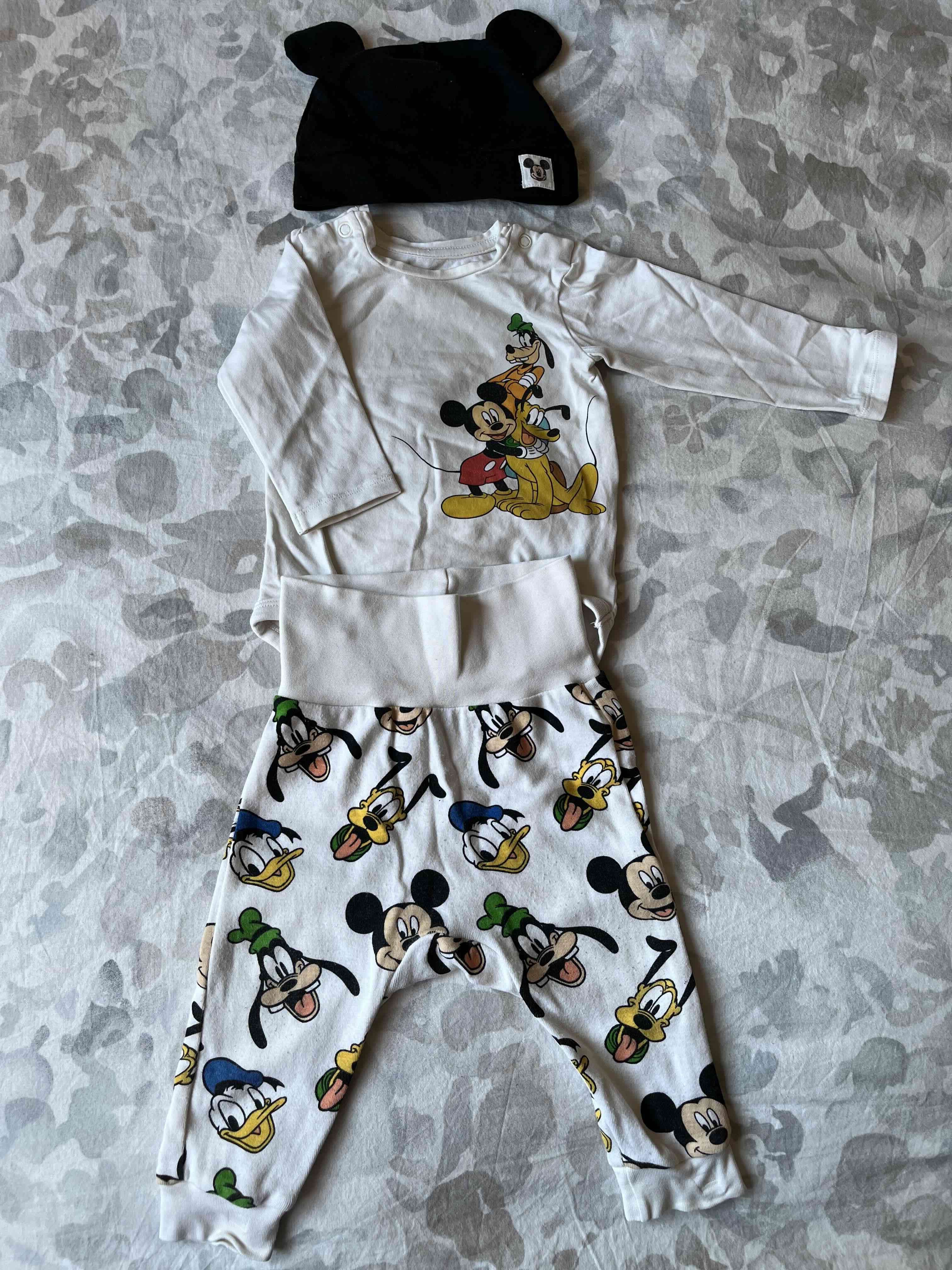 Conjunto bebé Mickey y amigos