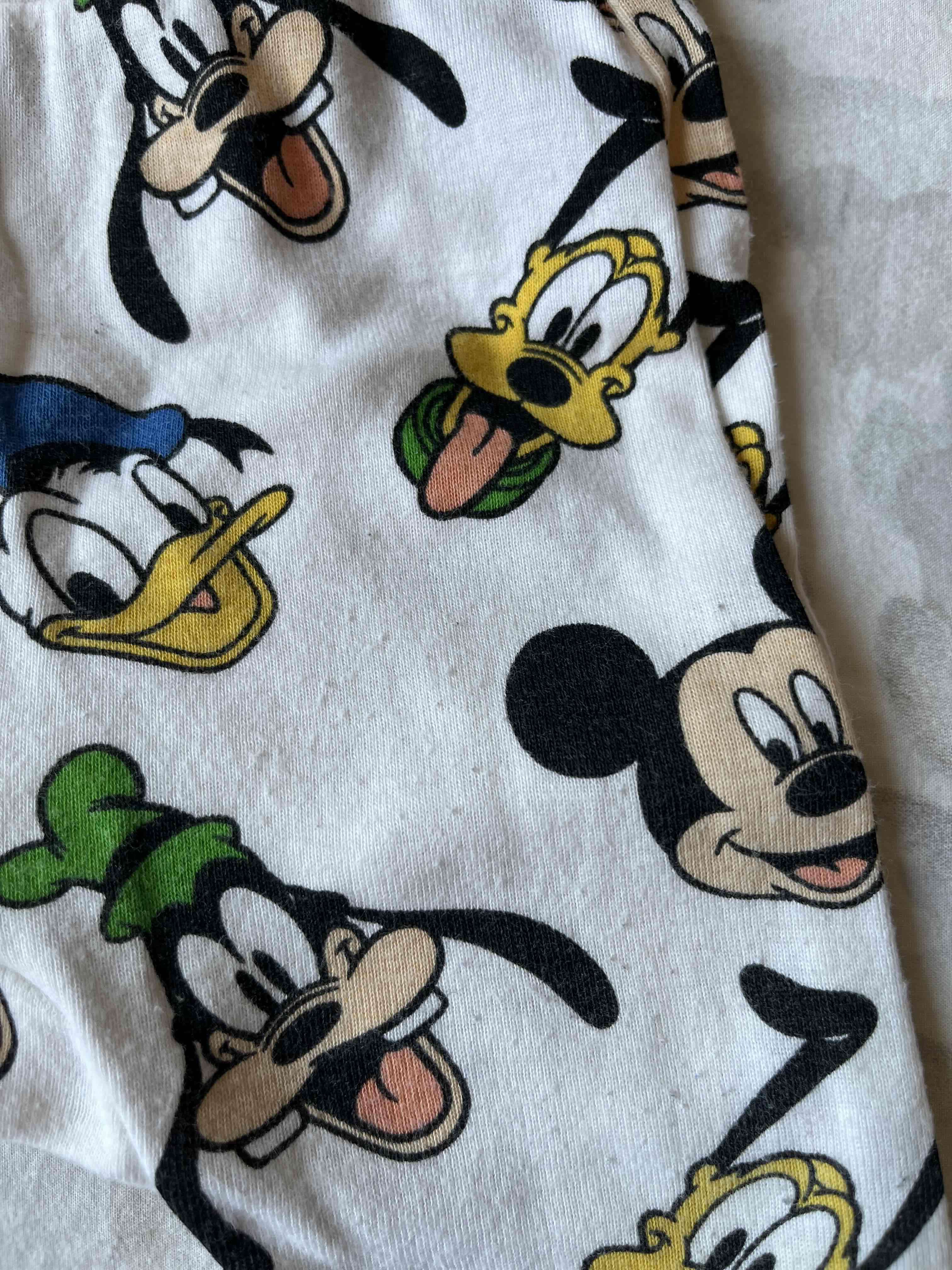 Conjunto bebé Mickey y amigos - miniatura 2