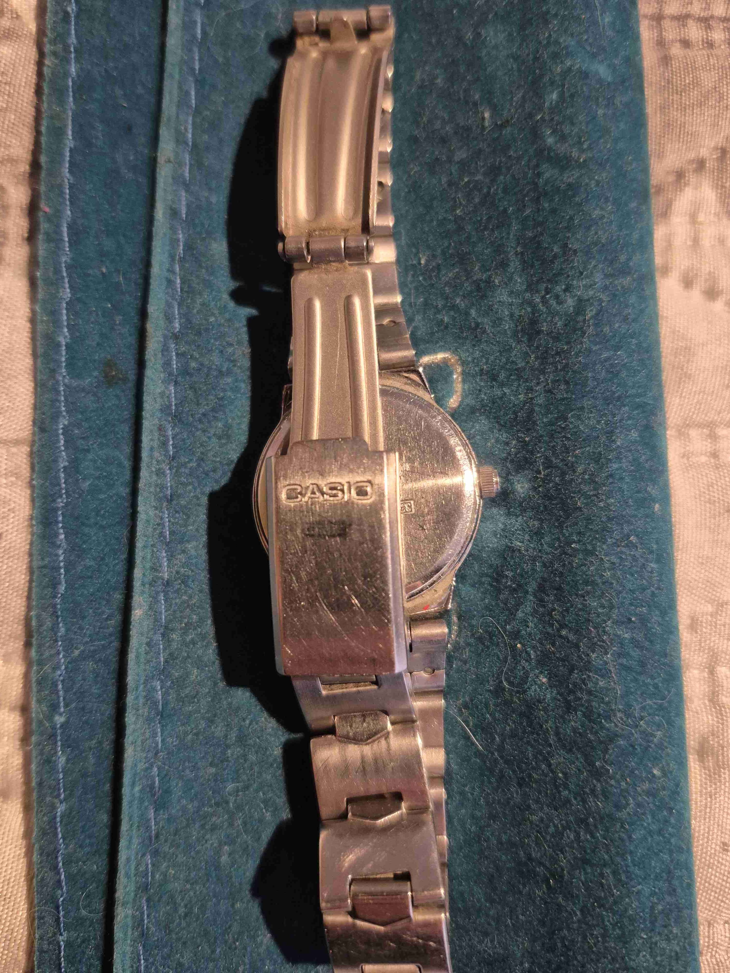 Reloj Casio de acero inoxidable - miniatura 2