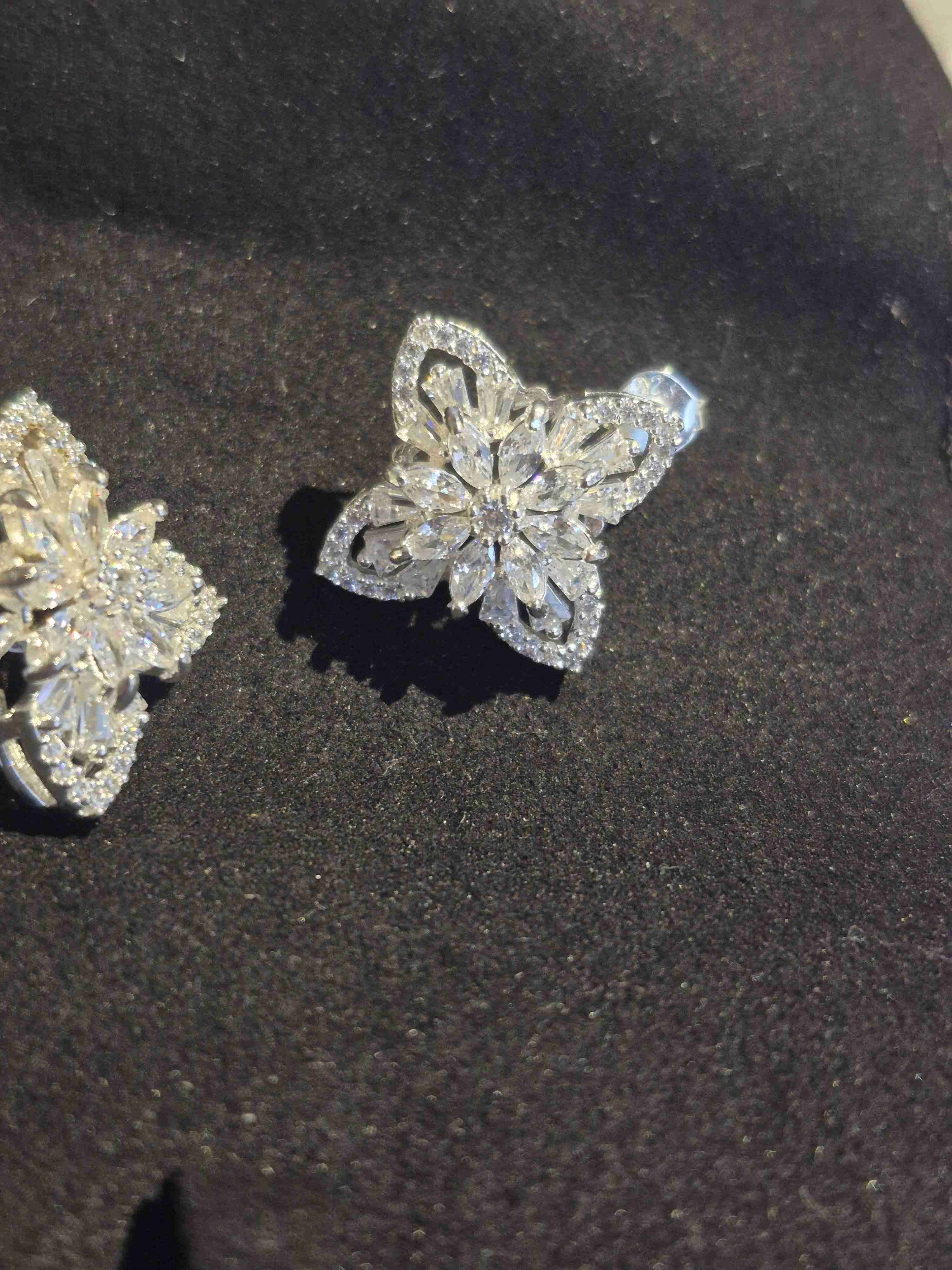 Aros en forma de mariposas - miniatura 3