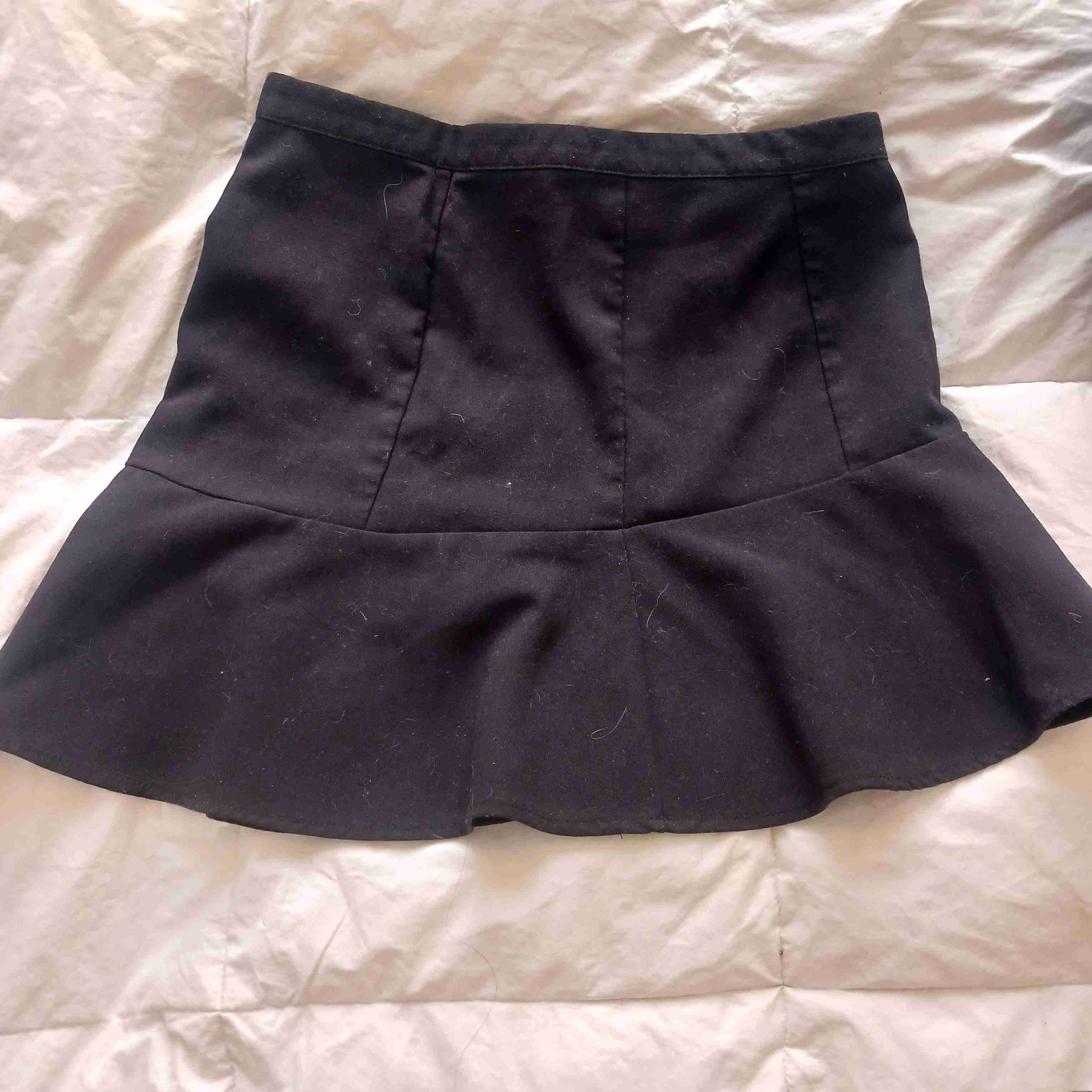 Falda negra de vestir - miniatura 2