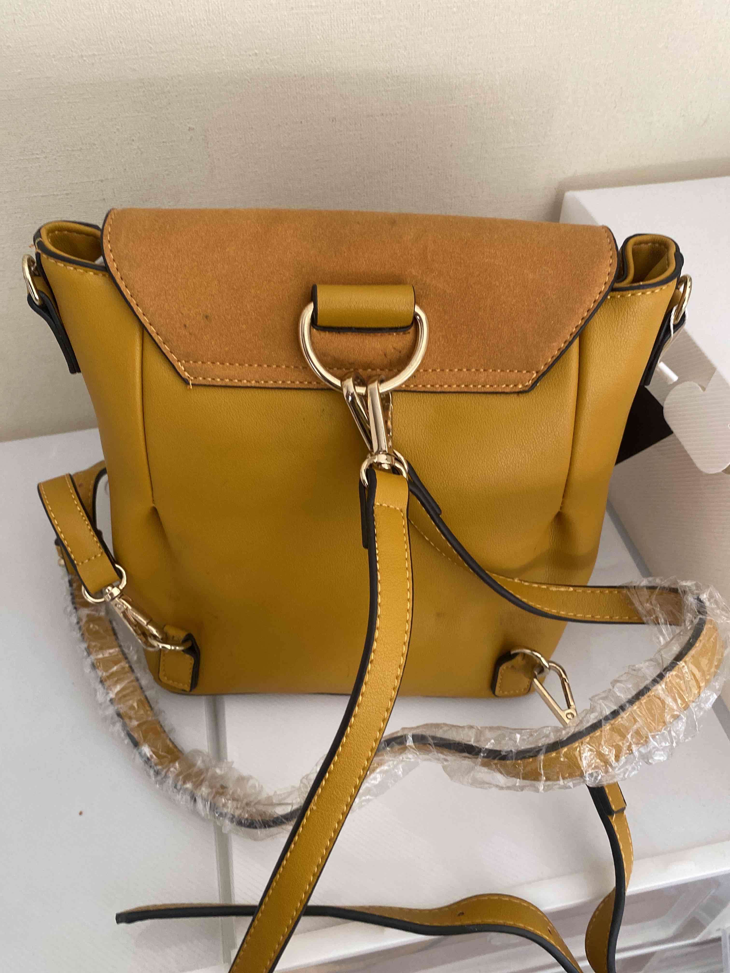 Mochila Via Uno mostaza - miniatura 3