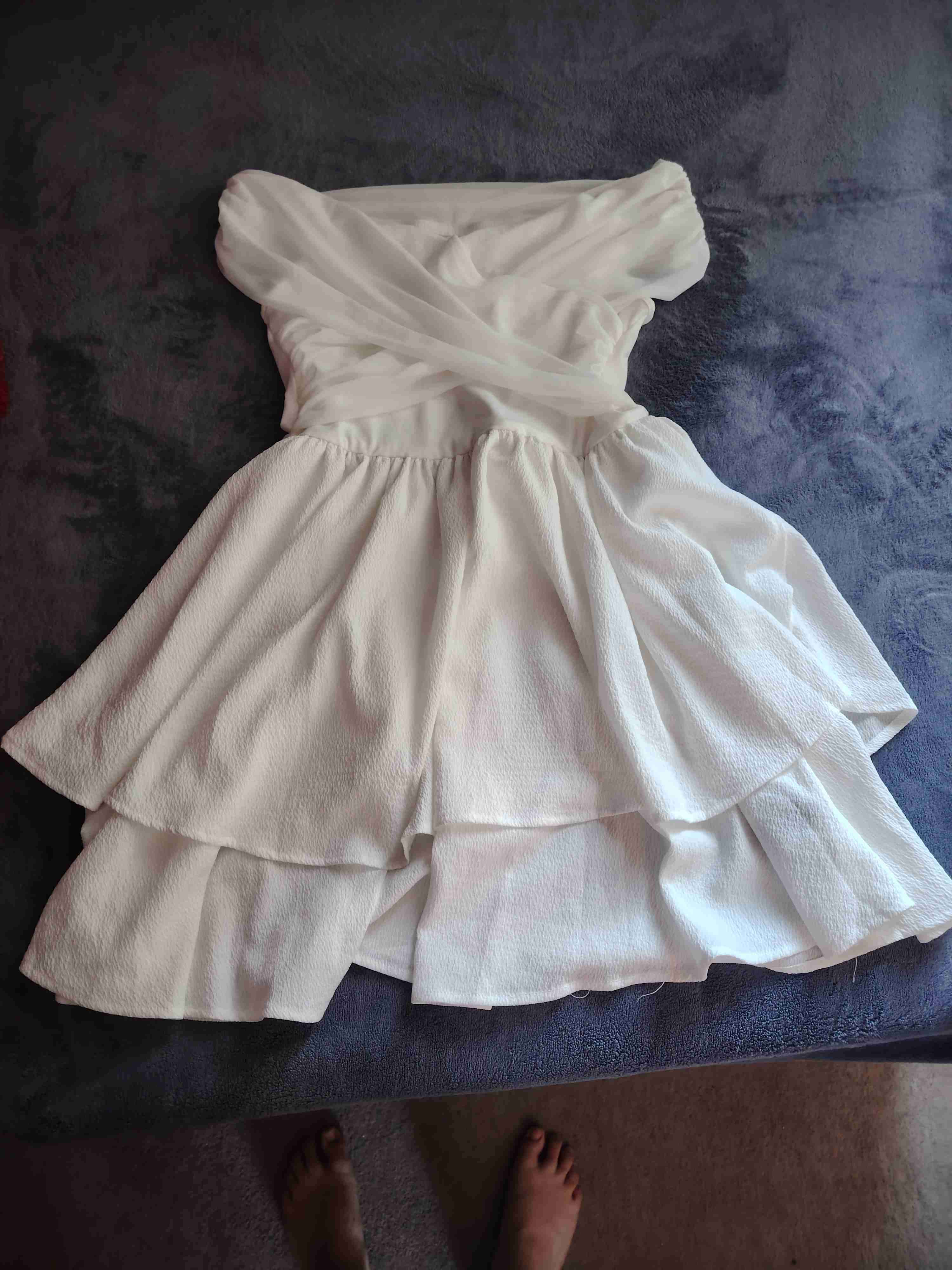 Vestido blanco elegante - miniatura 2