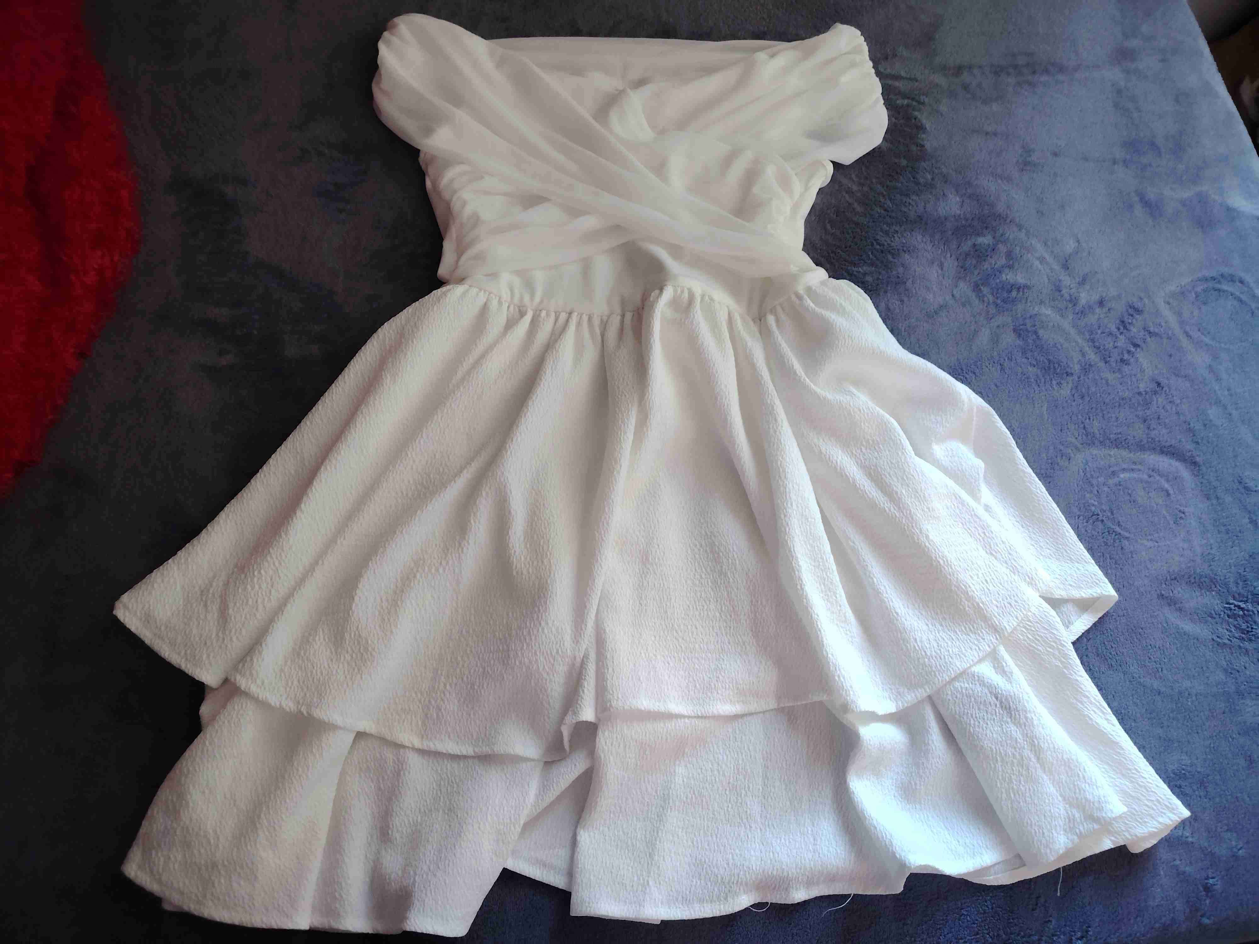 Vestido blanco elegante - miniatura 3