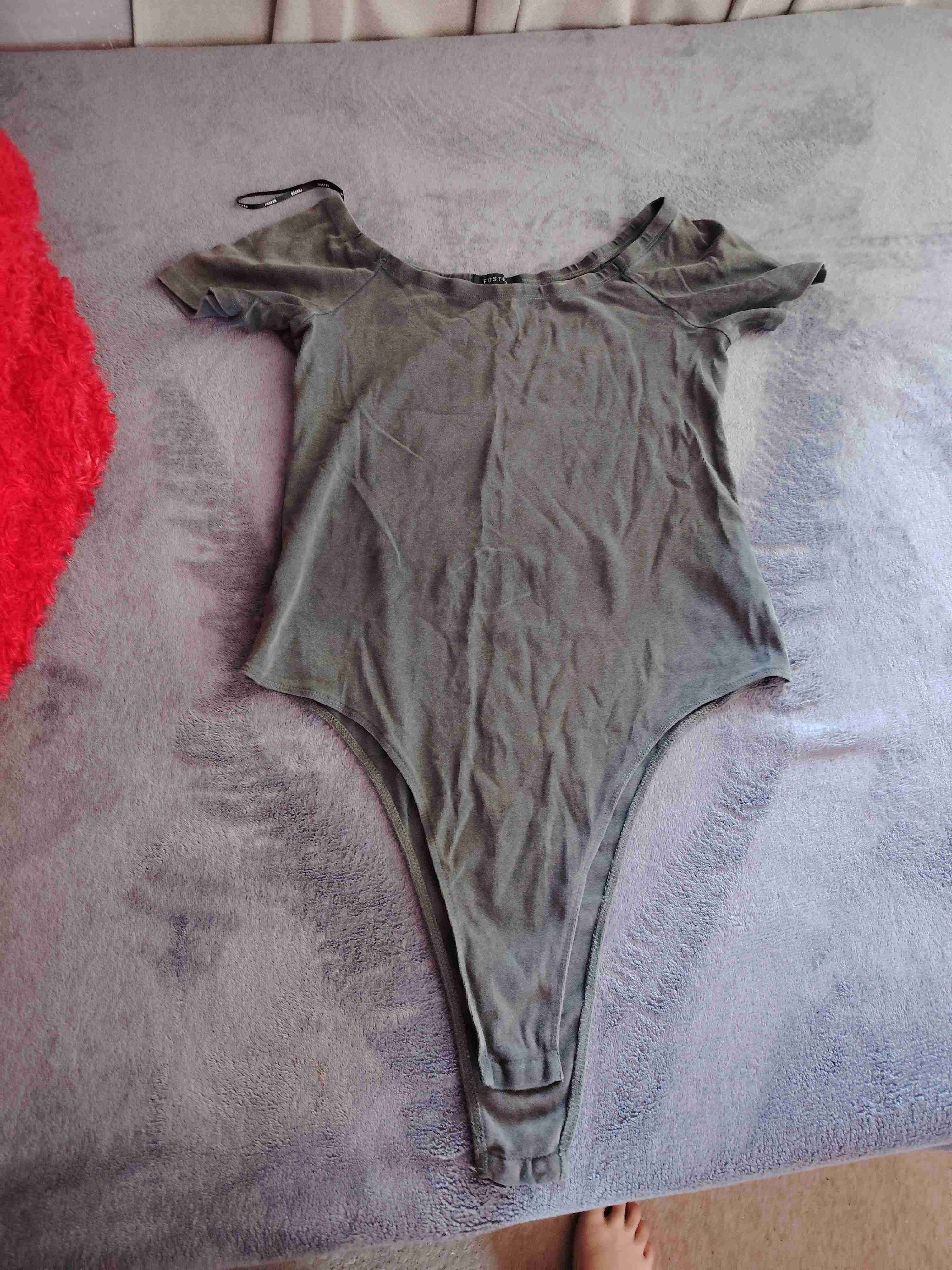 Body verde oliva elegante