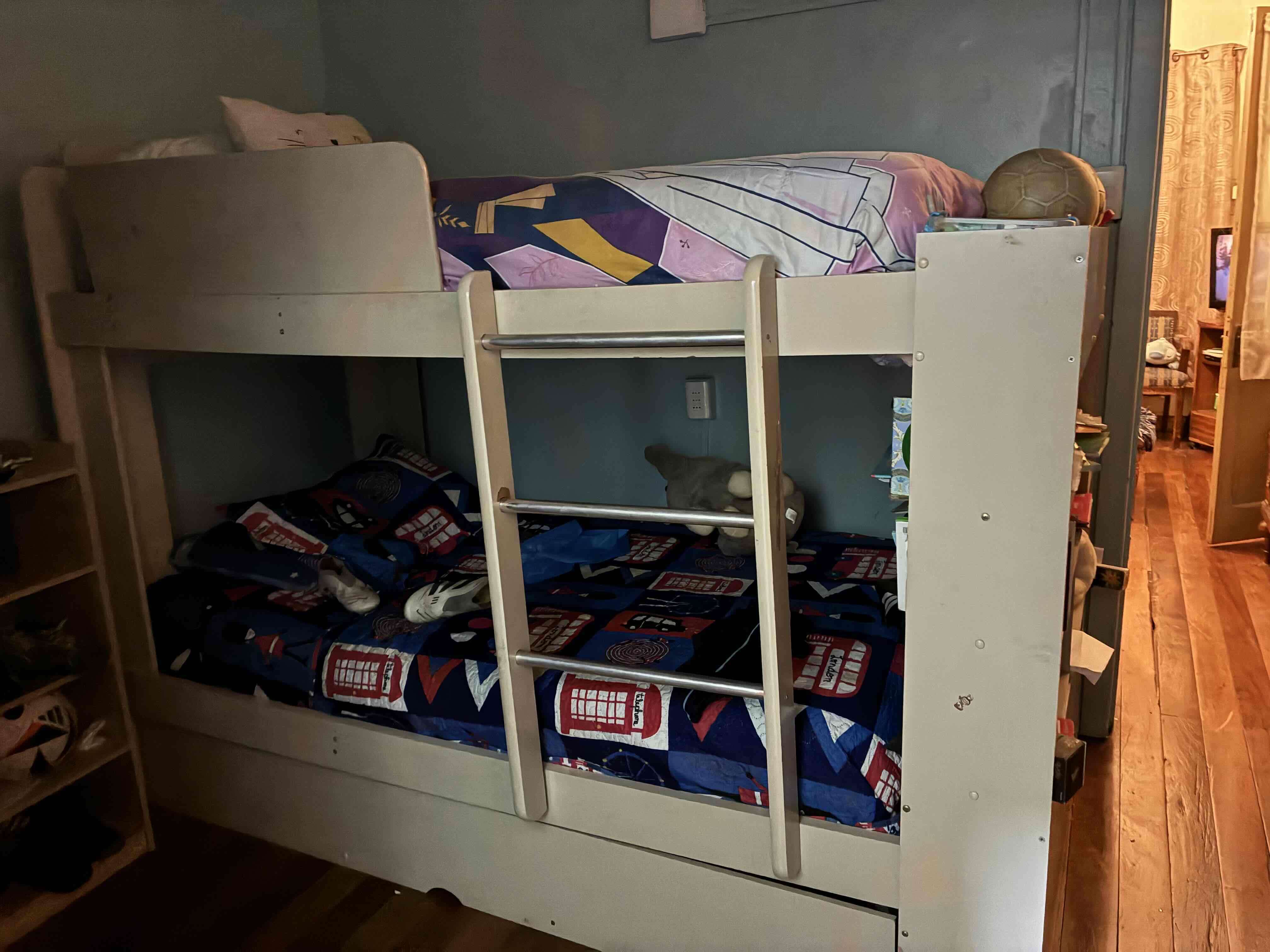 Camarote multifuncional con estantes - miniatura 3