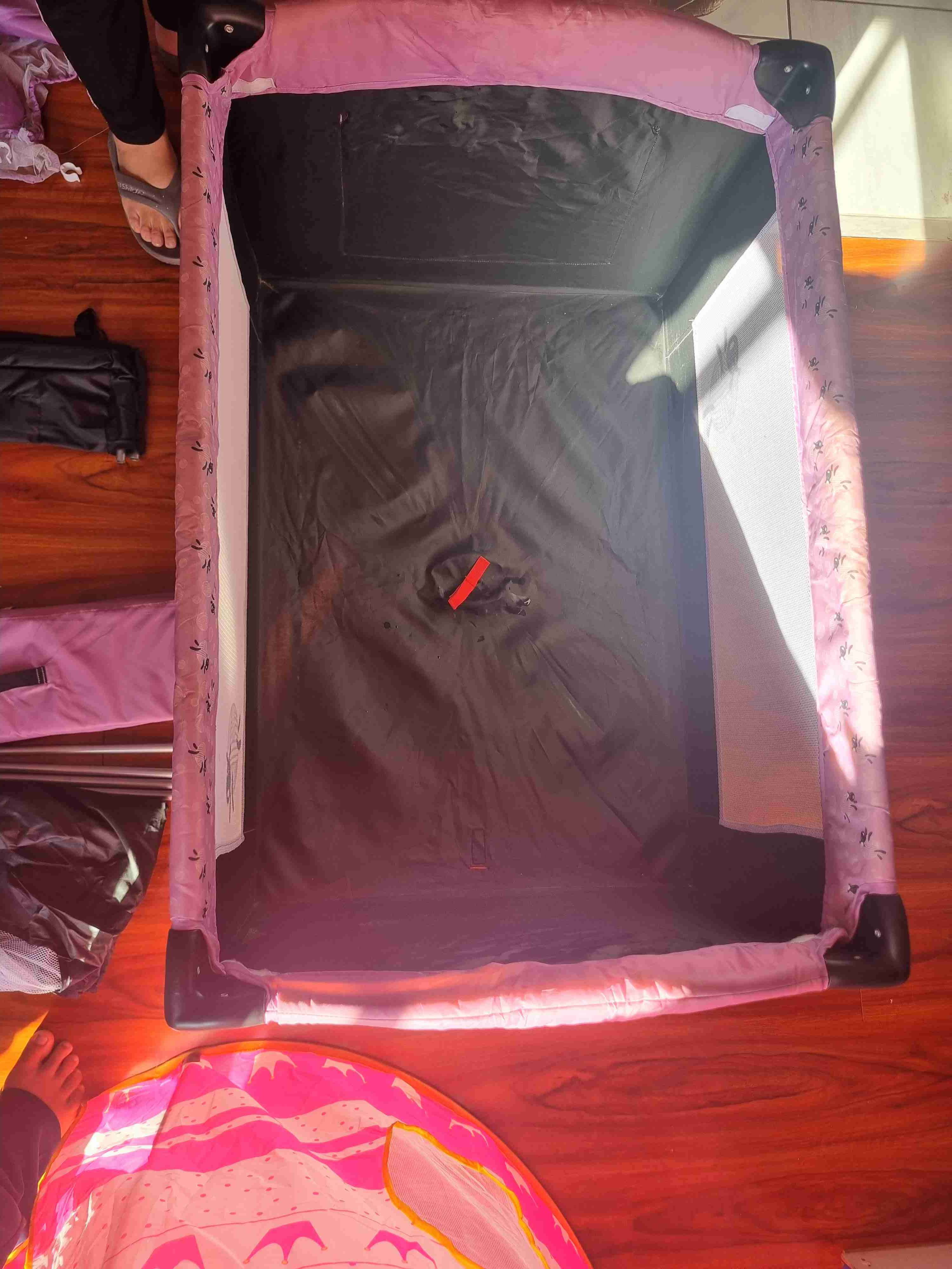 Cuna corral portátil rosada - miniatura 4