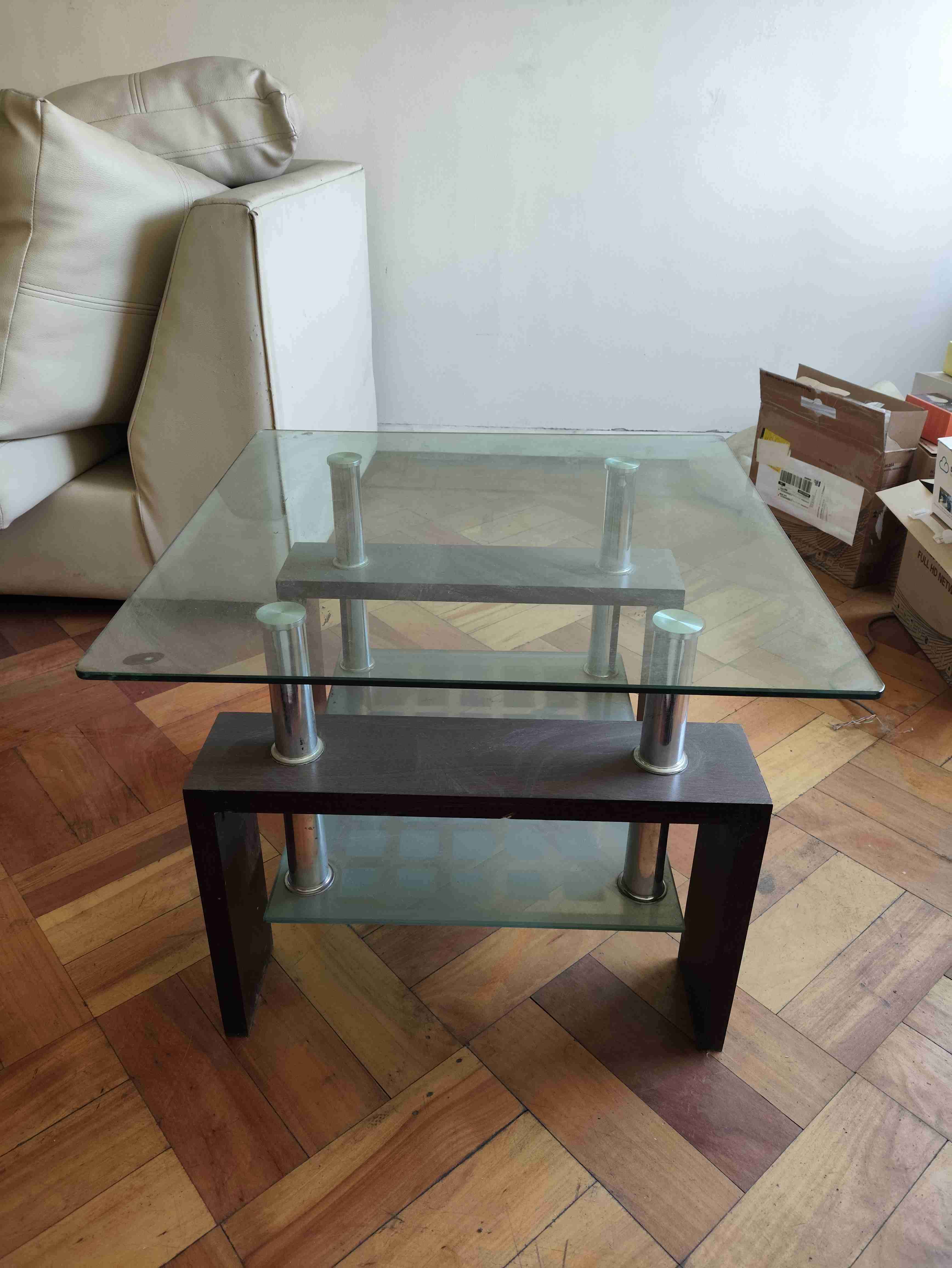 Mesa de centro de vidrio