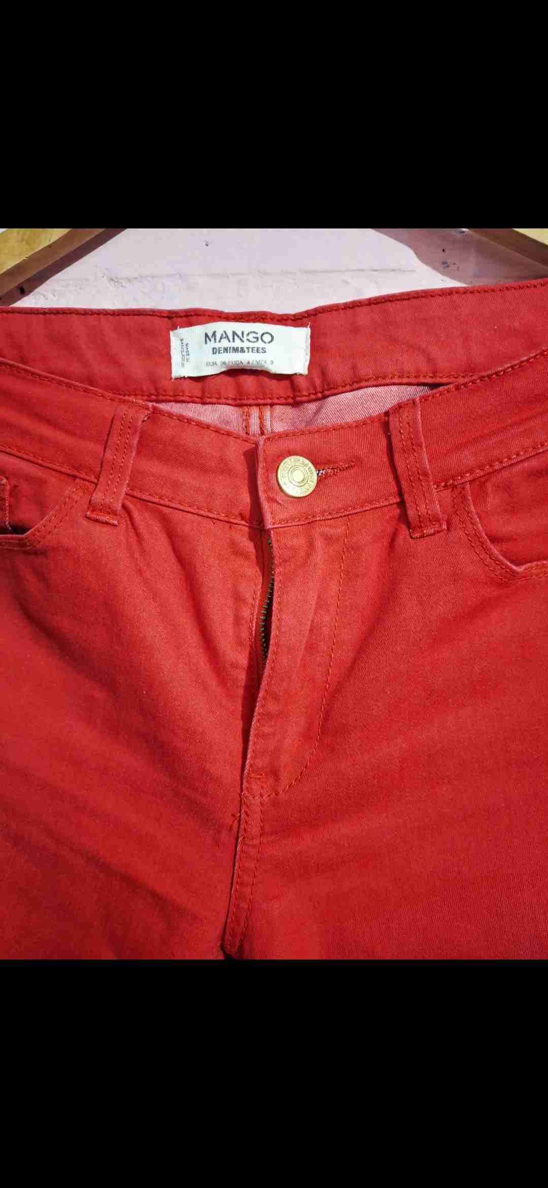 Jeans rojos de mujer Mango - miniatura 2