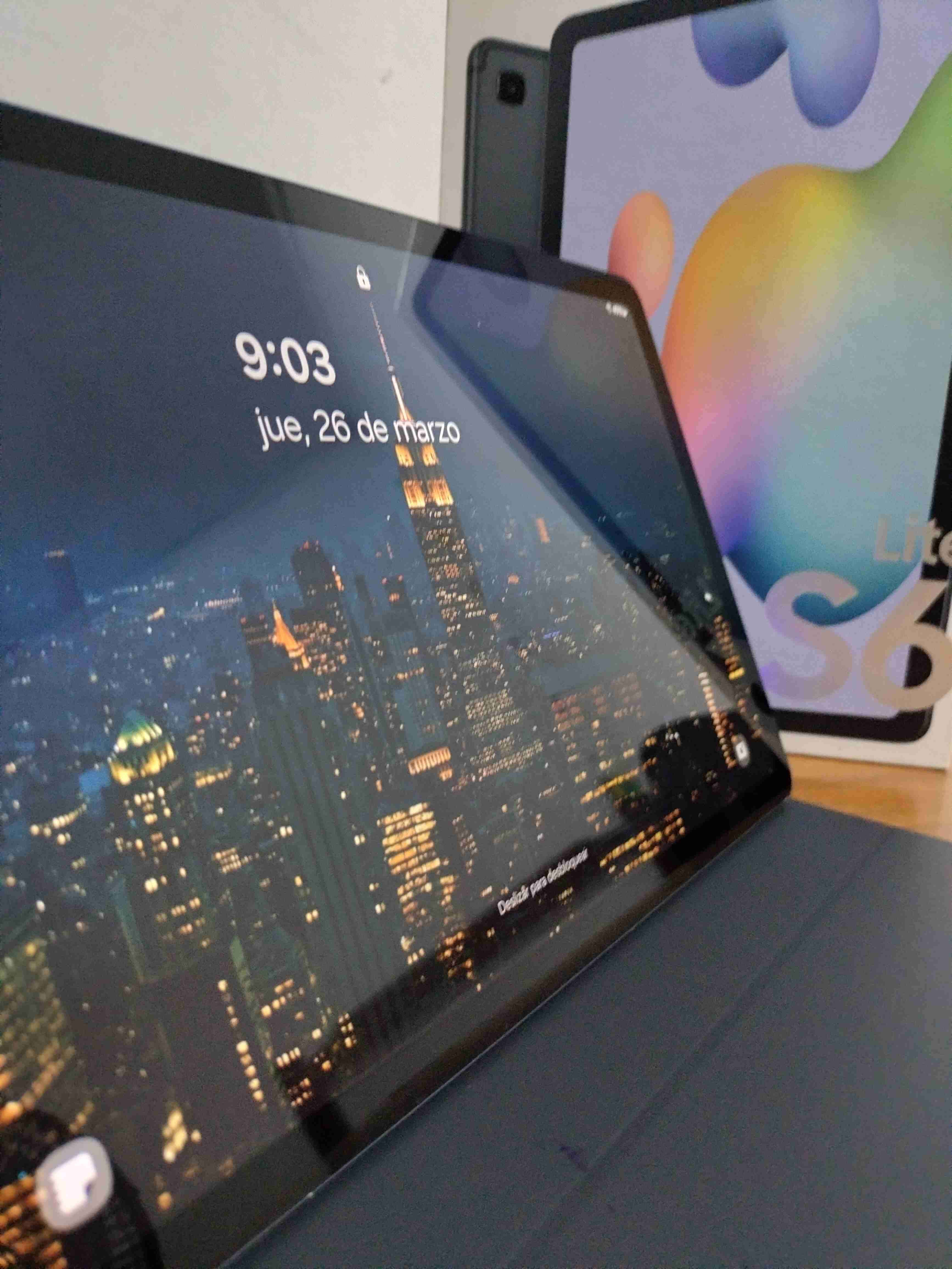 Samsung Tab S6 Lite con caja - miniatura 2