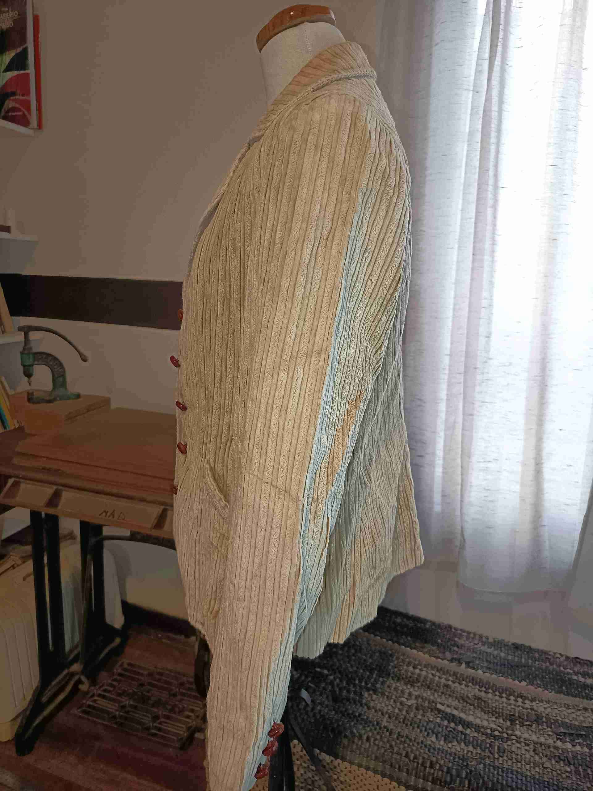 Chaqueta beige acanalada vintage - miniatura 2