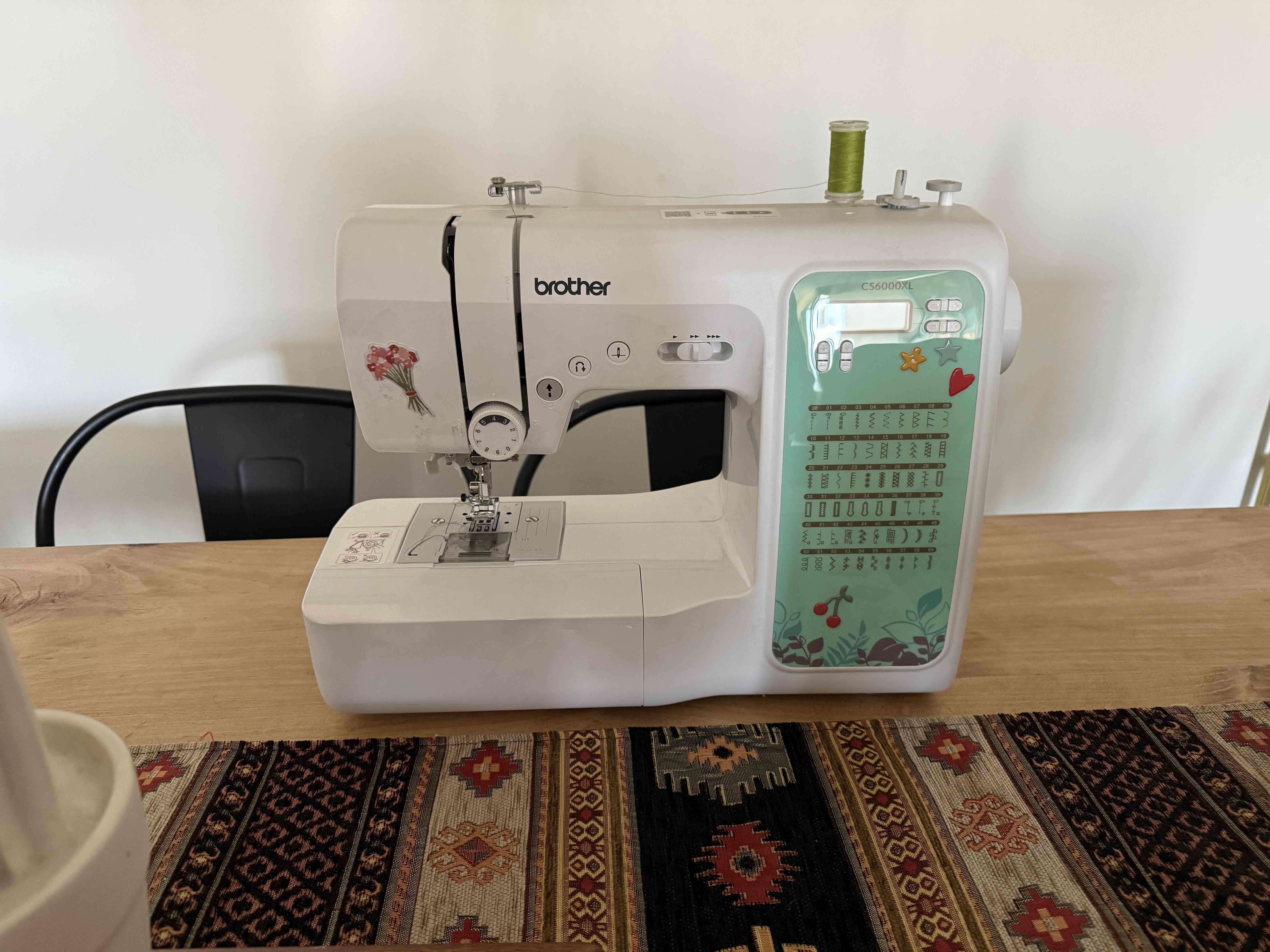 Máquina de coser Brother CS6000X