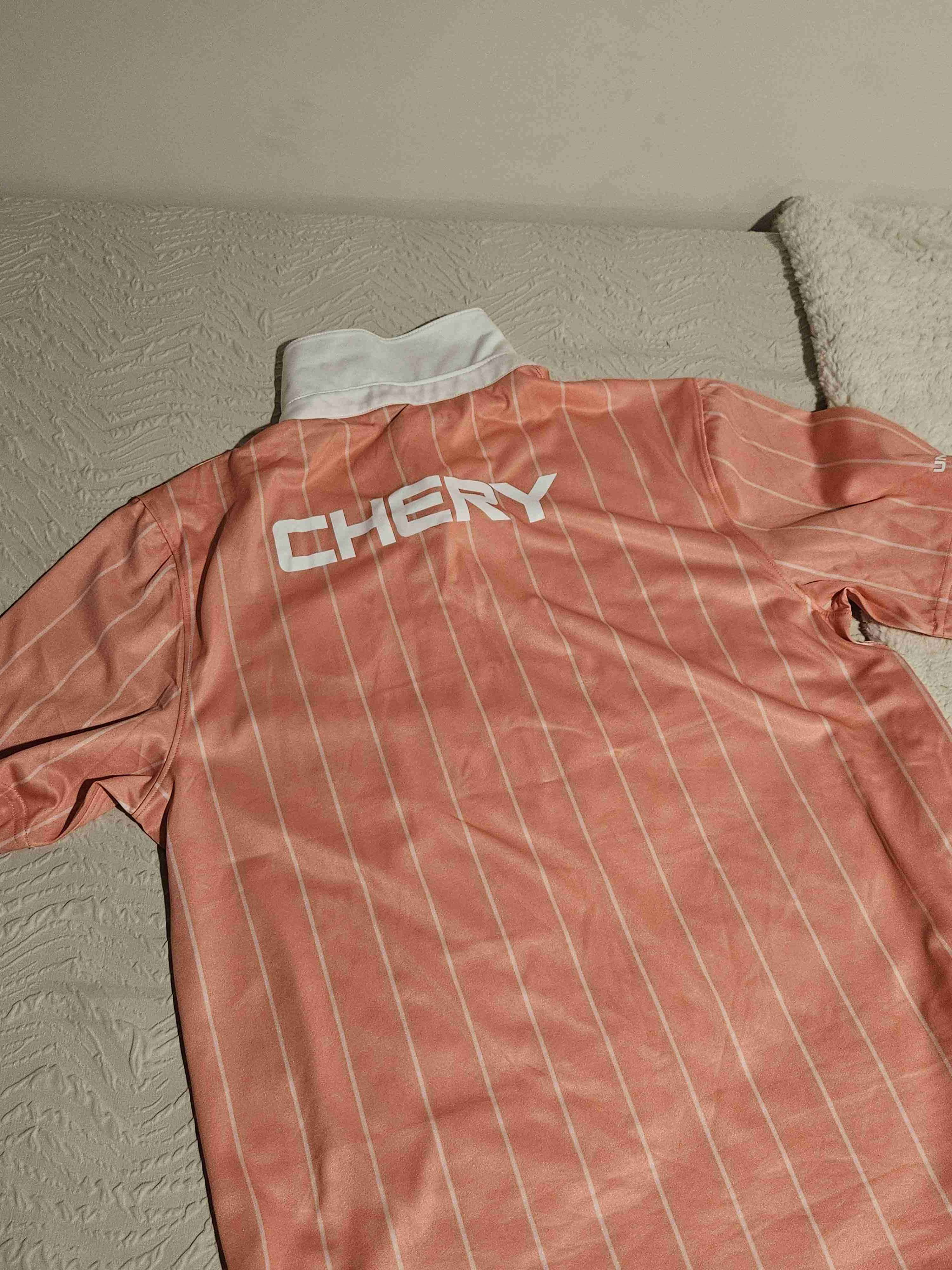 Camiseta universidad catolica sin número - miniatura 2