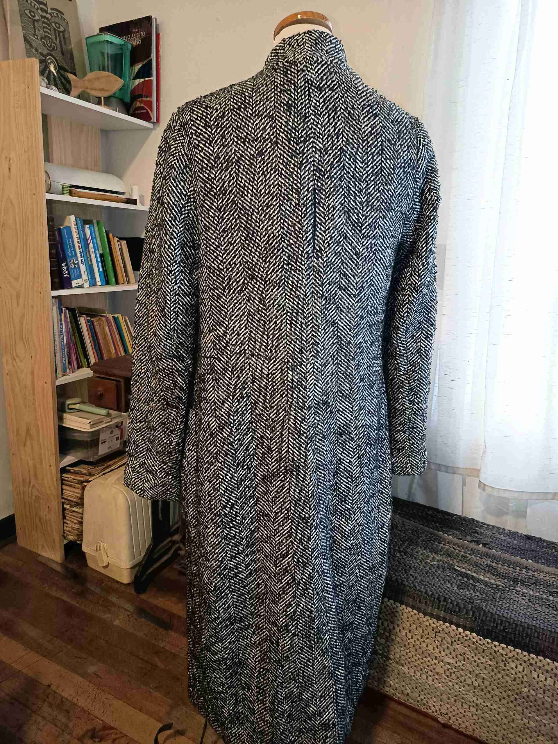 Abrigoblargo gris talla S - miniatura 3