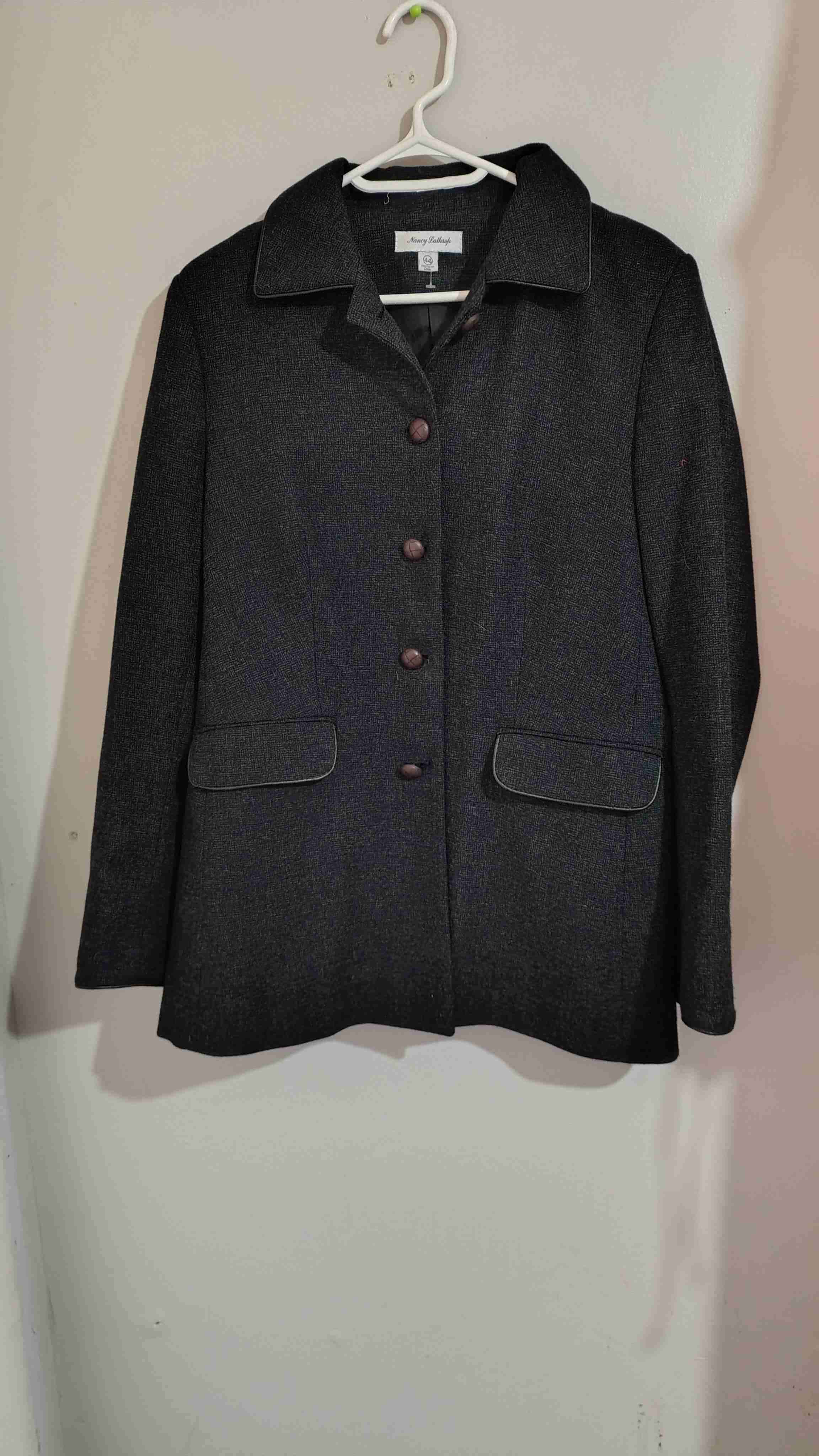 Chaqueta negra de mujer talla L/42 60%lana