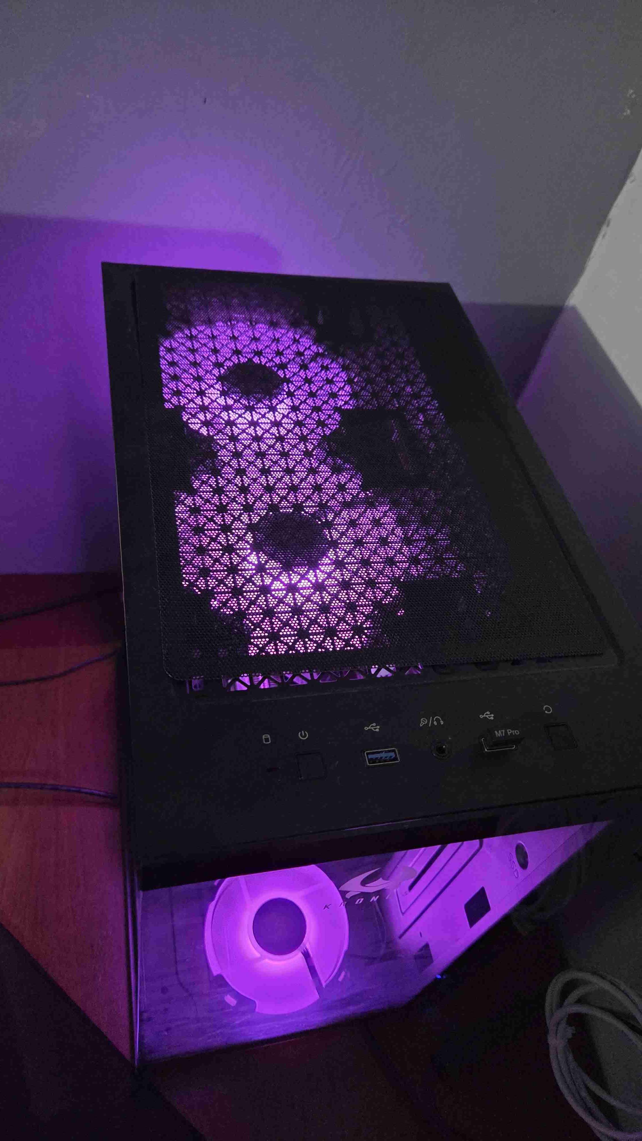 PC Gamer AMD Rayzen 7 5800XT 8-core