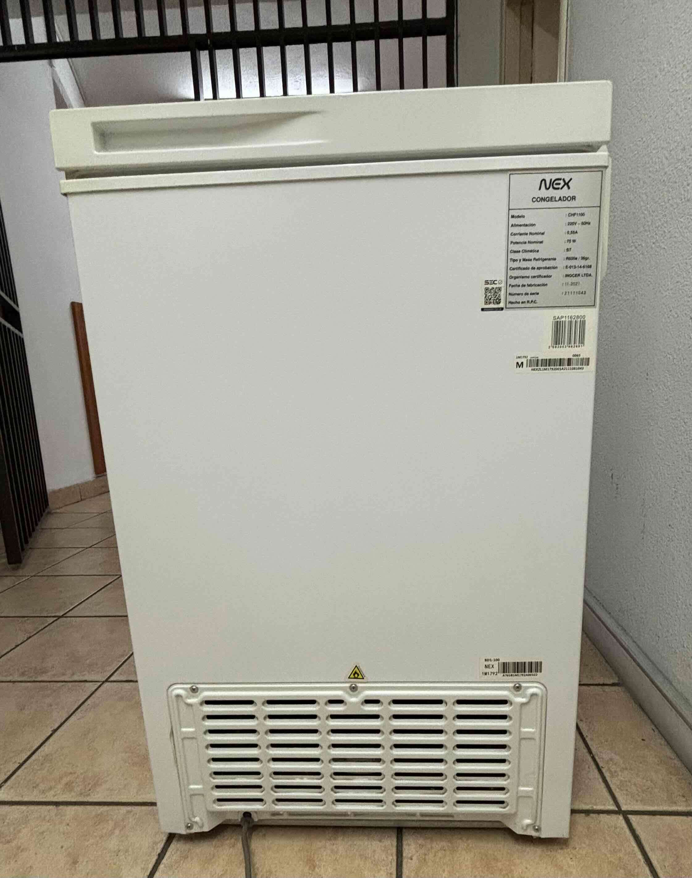 Congelador vertical marca Nex 100 Lt. - 5