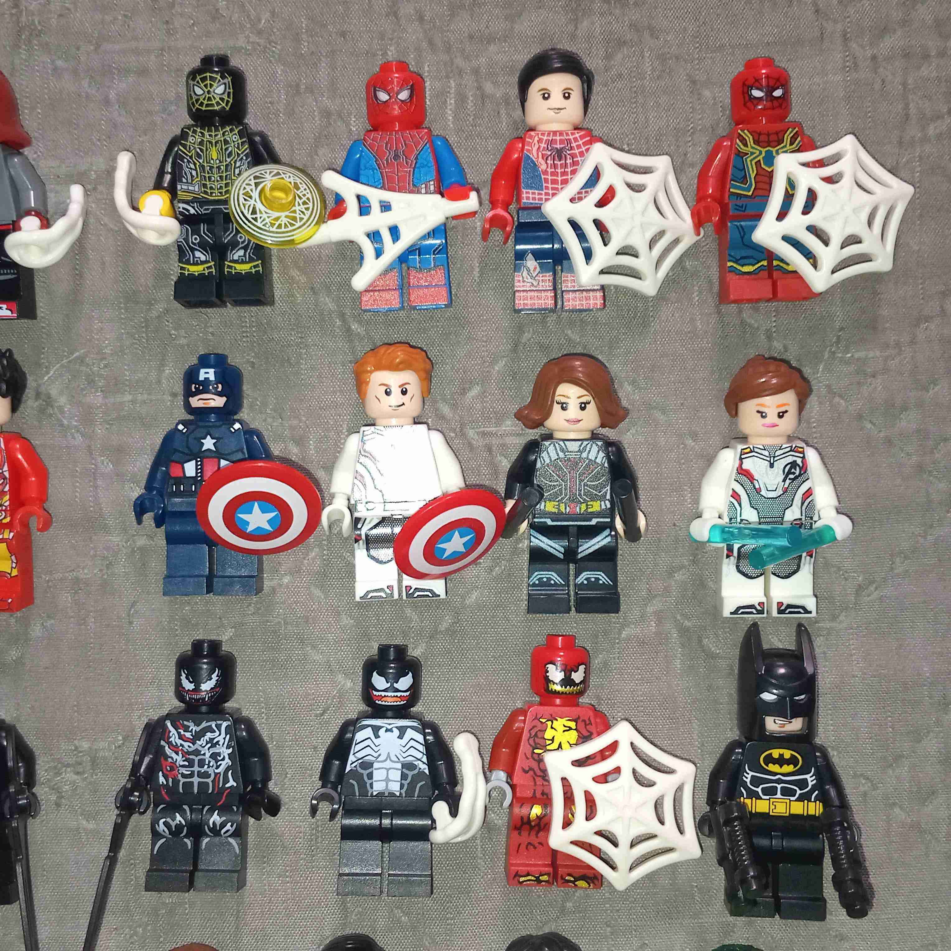 Set LEGO Marvel y DC - miniatura 4