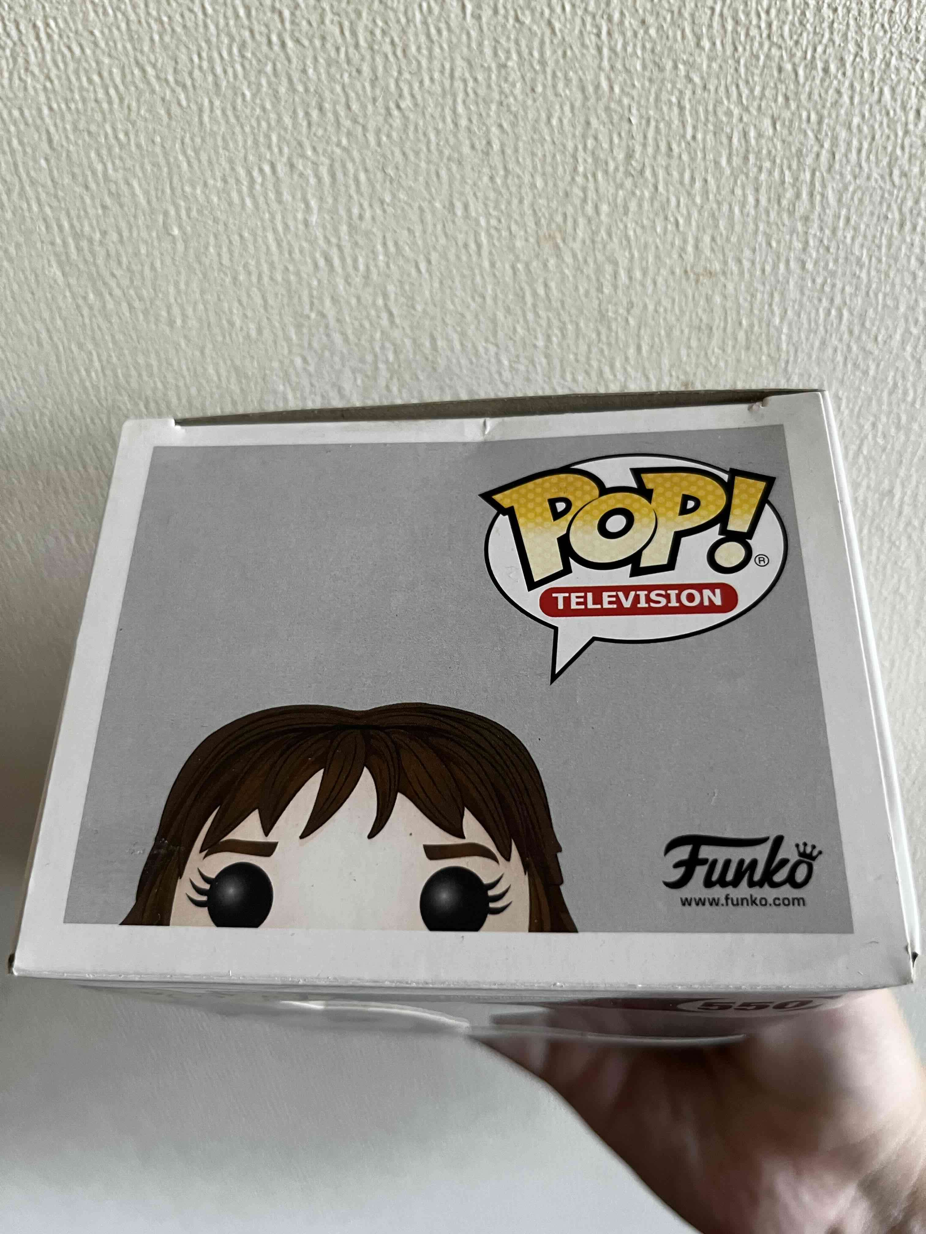 Figura Funko Pop Joyce Stranger Things - miniatura 3